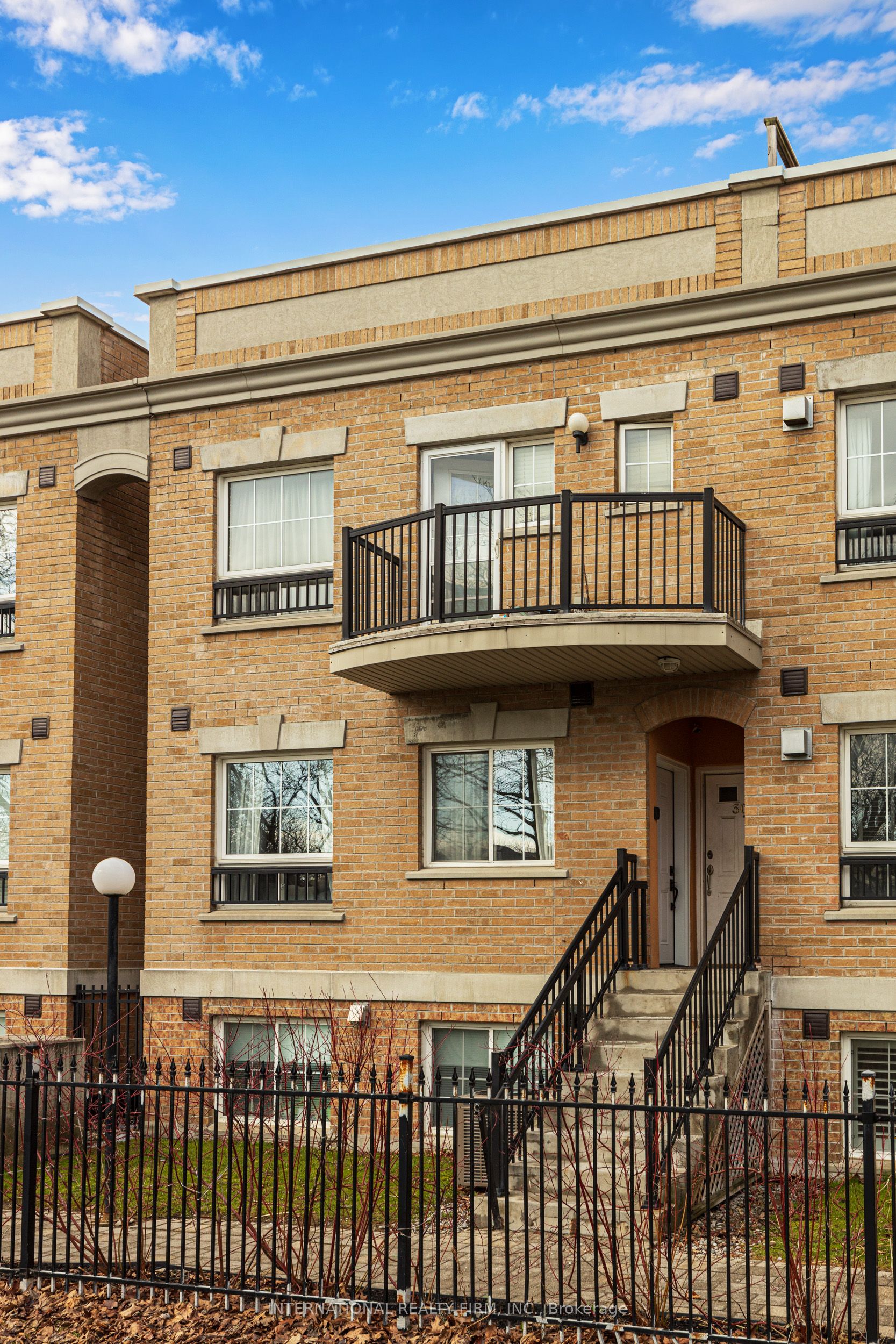 1785 Eglinton Avenue E 204, Toronto, ON M4A 2Y6 photo 4