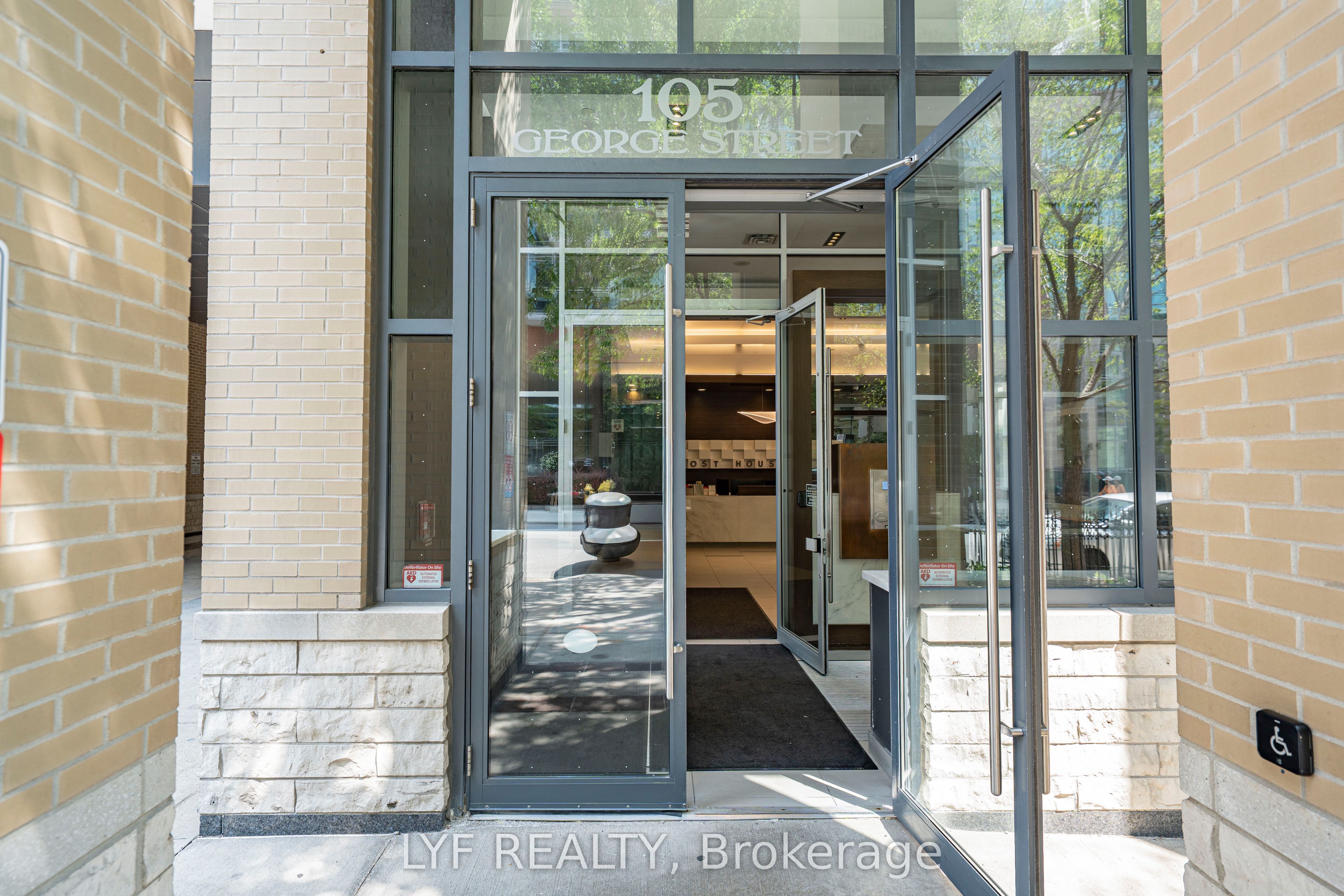 105 George Street 402, Toronto, ON M5A 0L4 photo 3