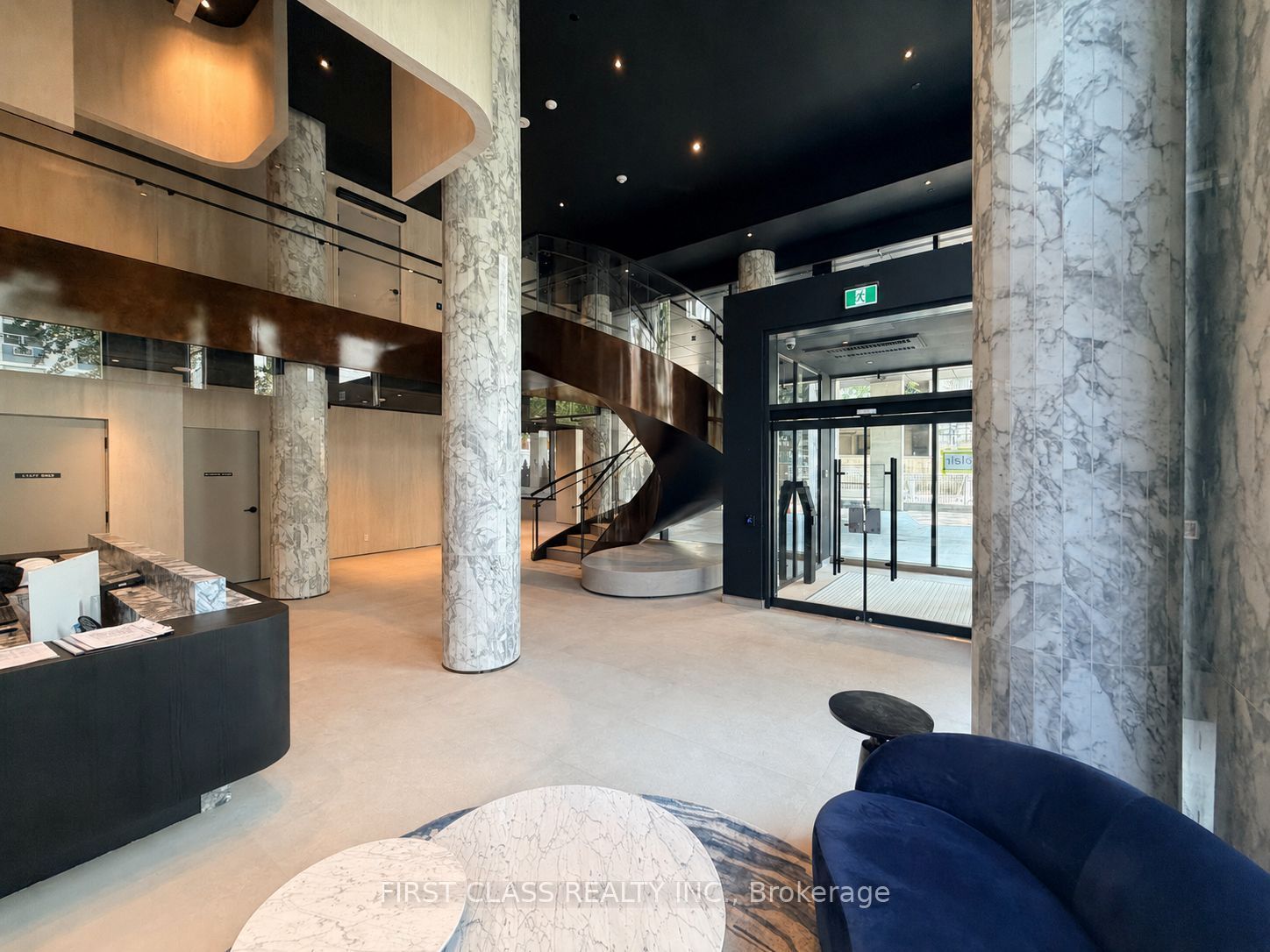 91 Montclair Avenue 508, Toronto, ON M5P 0B1 photo 2