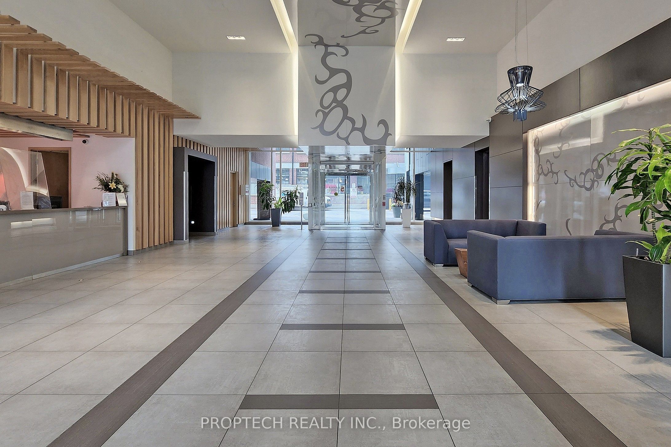 5 Hanna Avenue 509, Toronto, ON M6K 0B3 photo 3