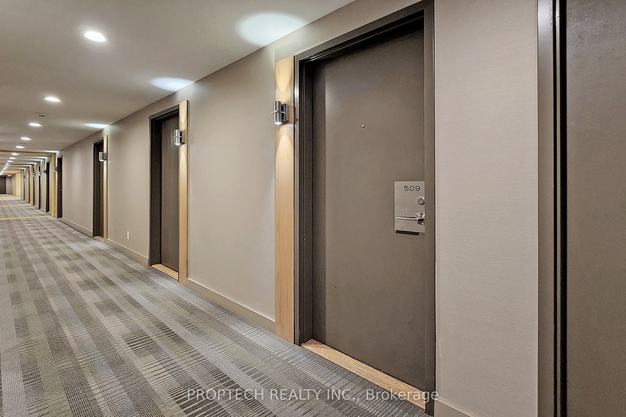 5 Hanna Avenue 509, Toronto, ON M6K 0B3 photo 4