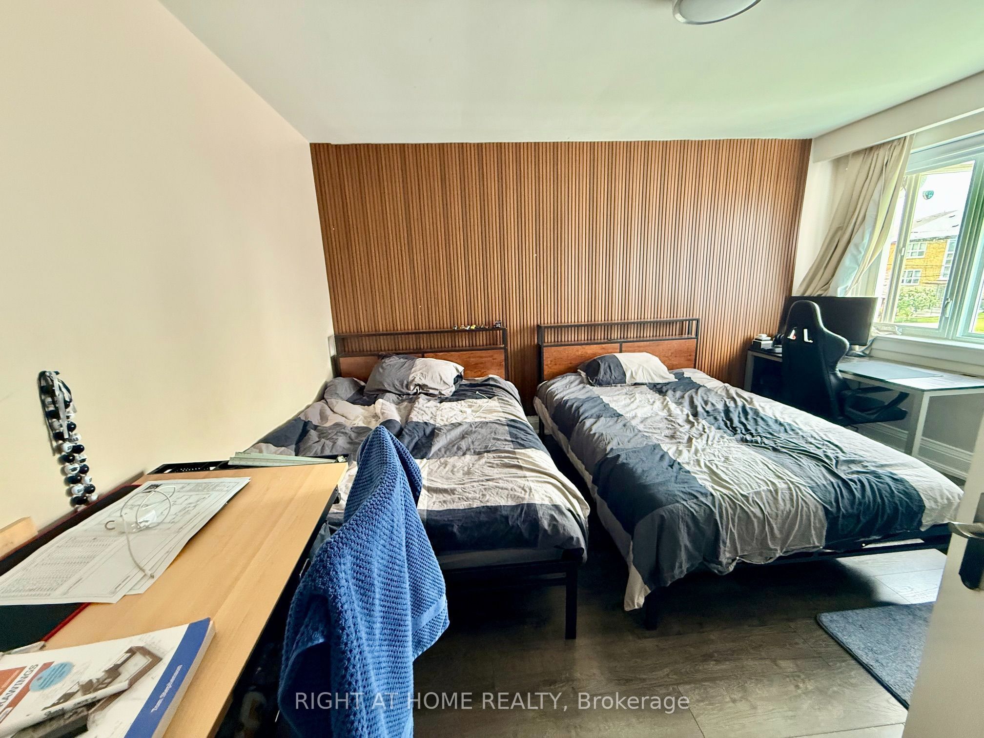53 garthdale Court Main, Toronto, ON M3H 5P7 photo 5