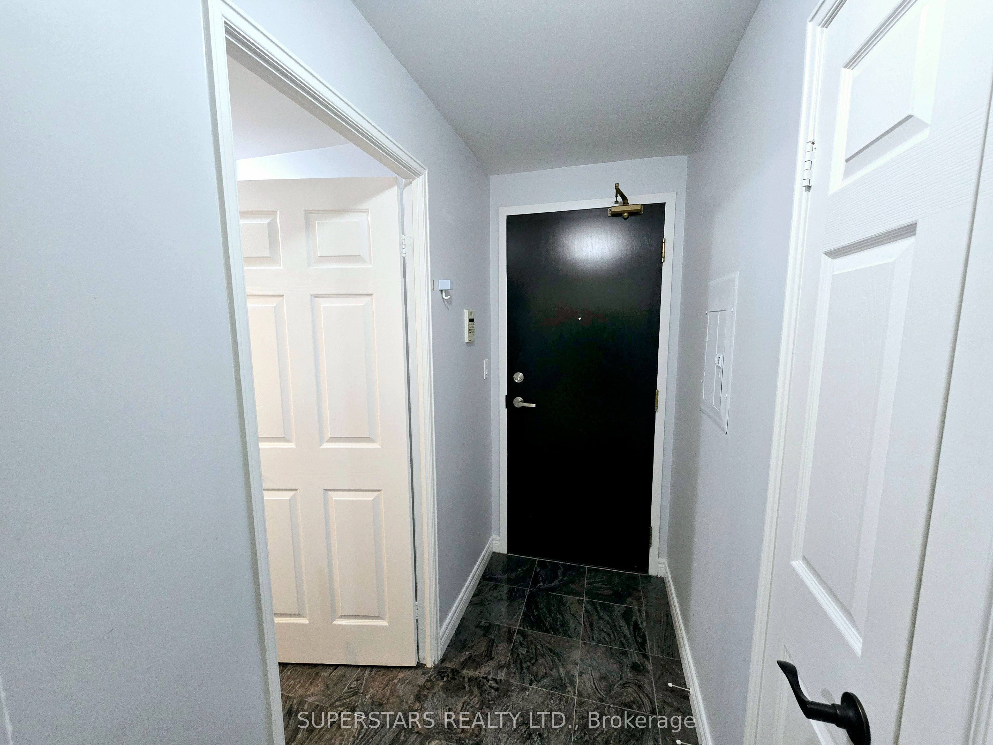 55 Bloor Street E 1502, Toronto, ON M4W 3W6 photo 5