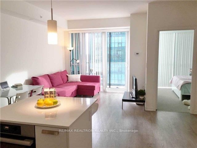 9 Bogert Avenue 1104, Toronto, ON M2N 1K4 photo 3