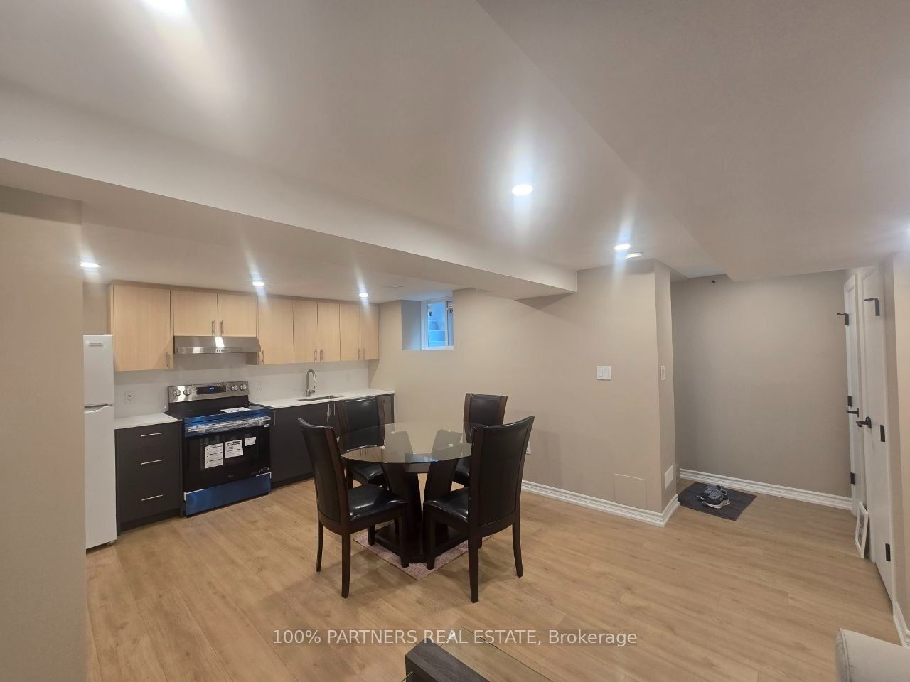 244 Burbank Drive Bsmt, Toronto, ON M2K 1P8 photo 2