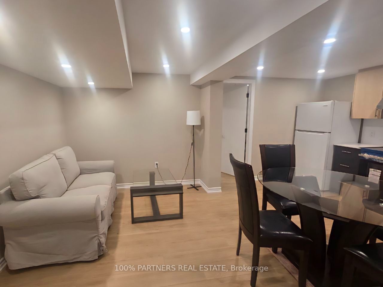 244 Burbank Drive Bsmt, Toronto, ON M2K 1P8 photo 4