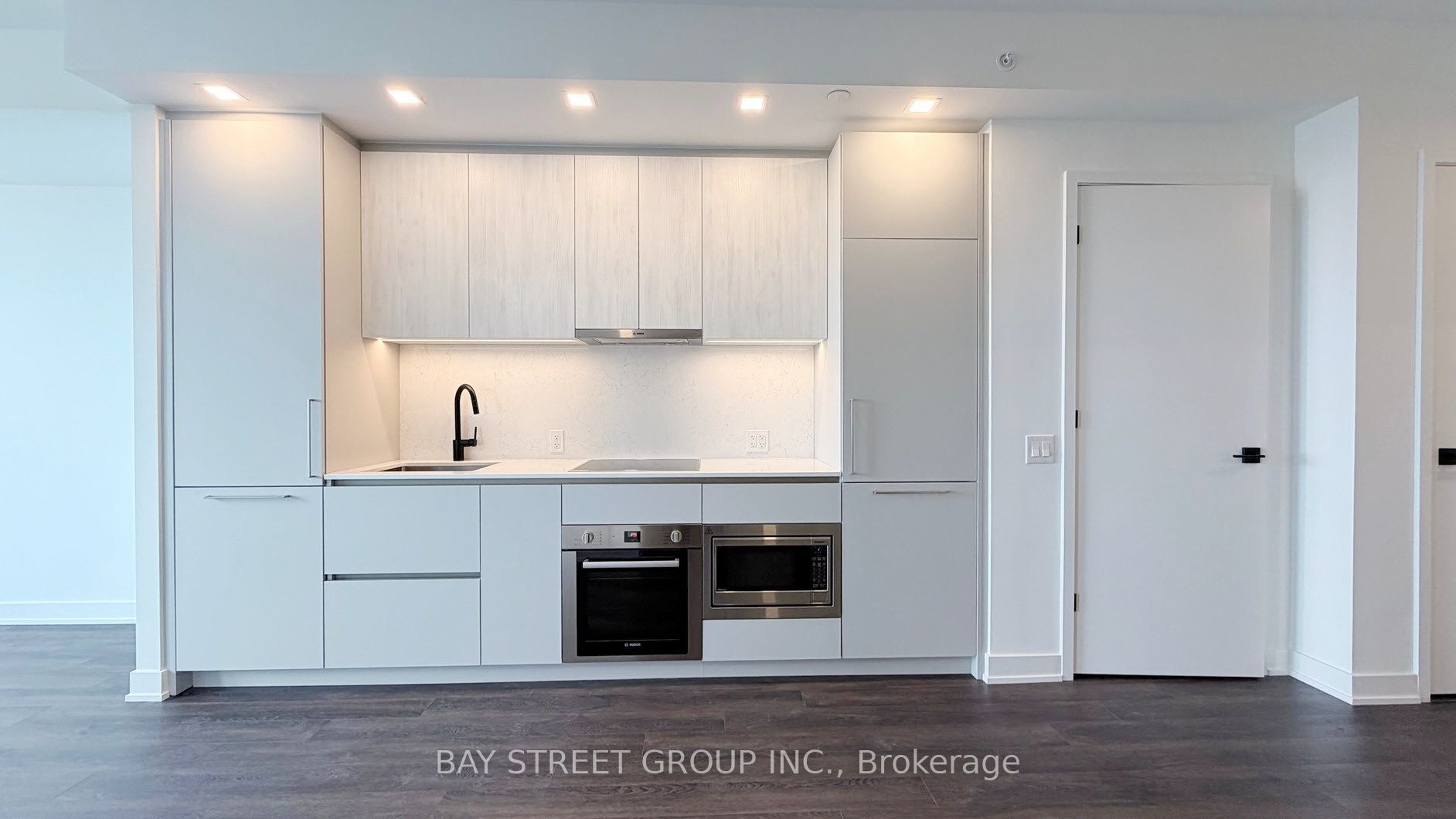 609 Sherbourne Street 4605, Toronto, ON M4X 0A4 photo 2