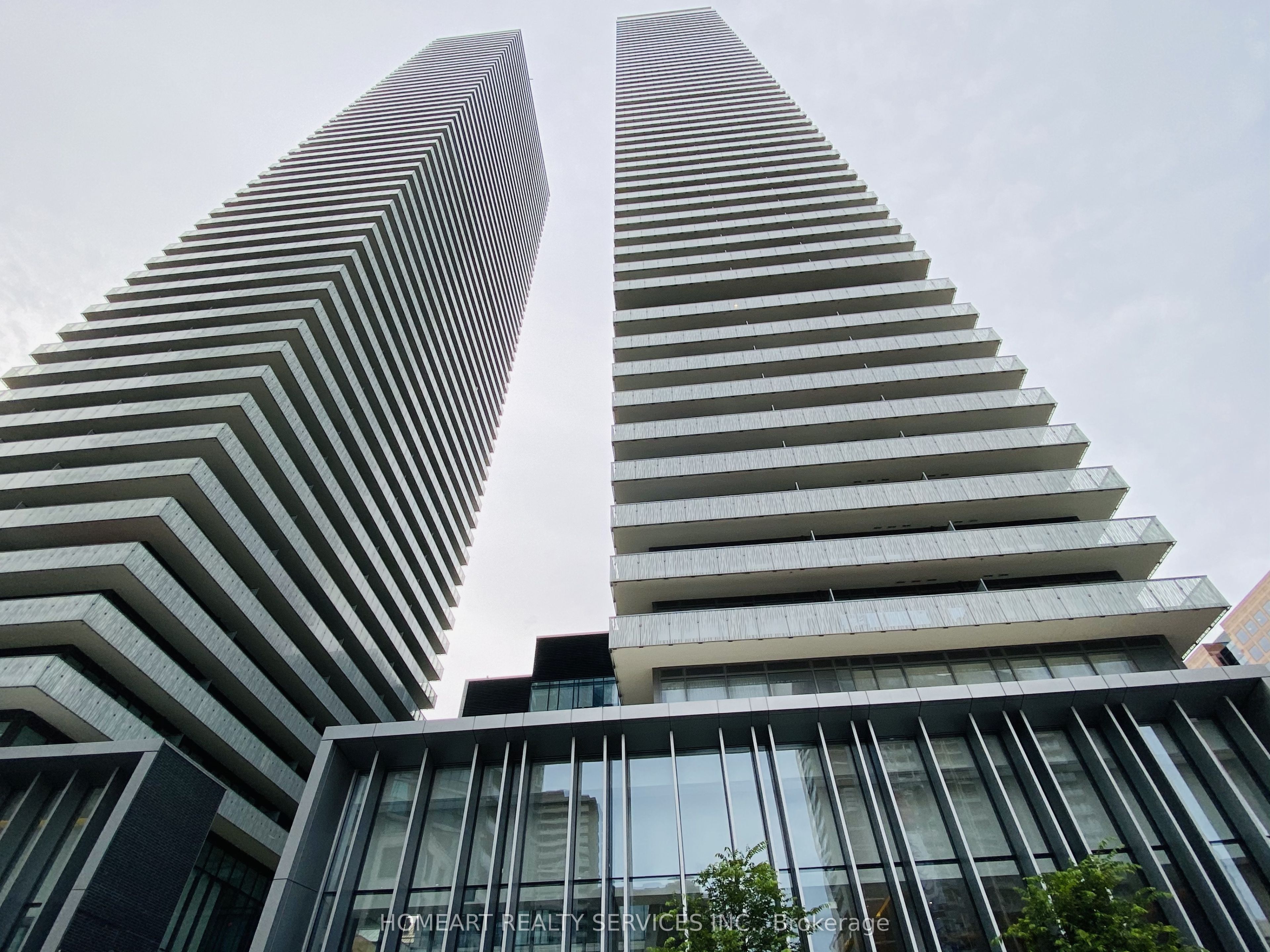 50 Charles Street E 2001, Toronto, ON M4Y 0C3