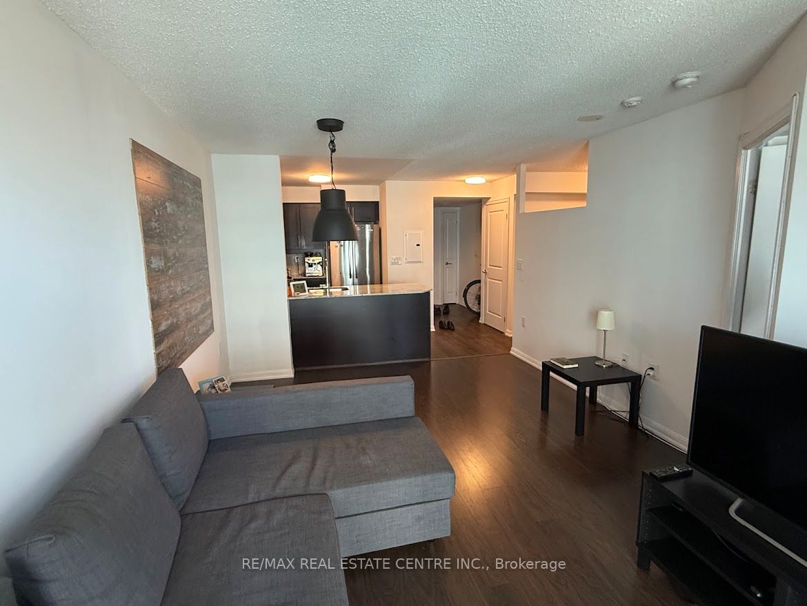 125 Western Battery Road 1705, Toronto, ON M6K 3R8 photo 5