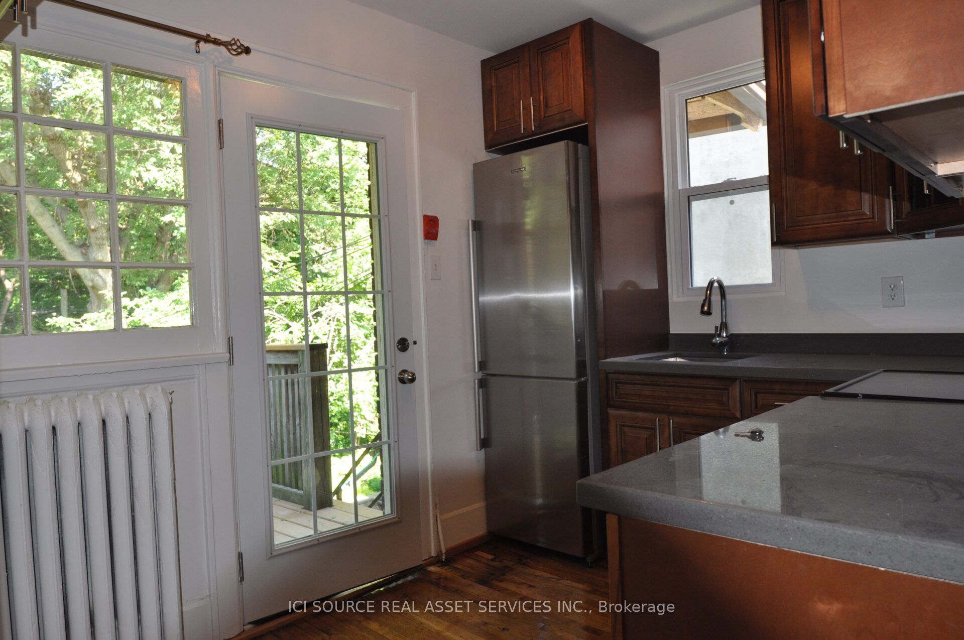 201 Crawford Street 4, Toronto, ON M6J 2V5 photo 3