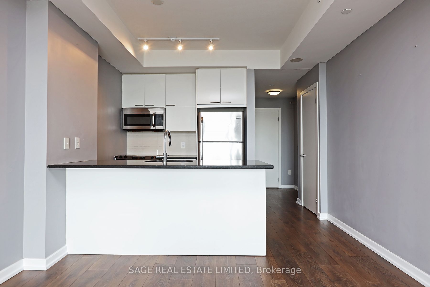 66 Forest Manor Road 413, Toronto, ON M2J 0B7