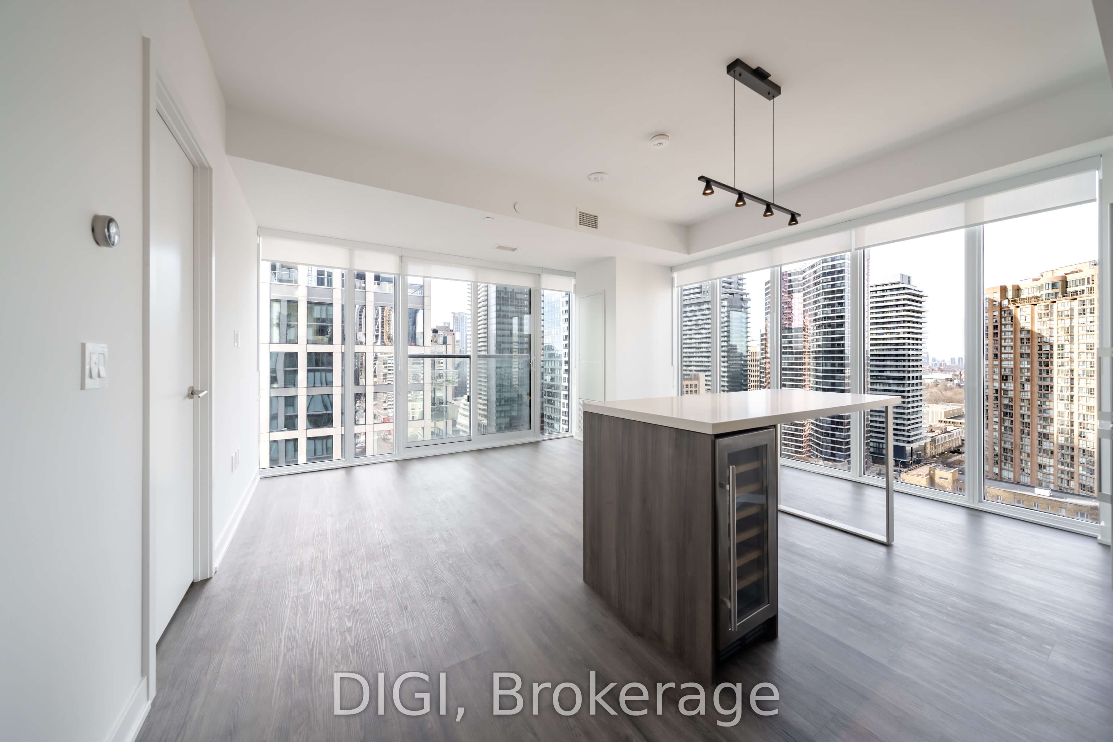 8 Gloucester Street 2101, Toronto, ON M4Y 0H8 photo 5