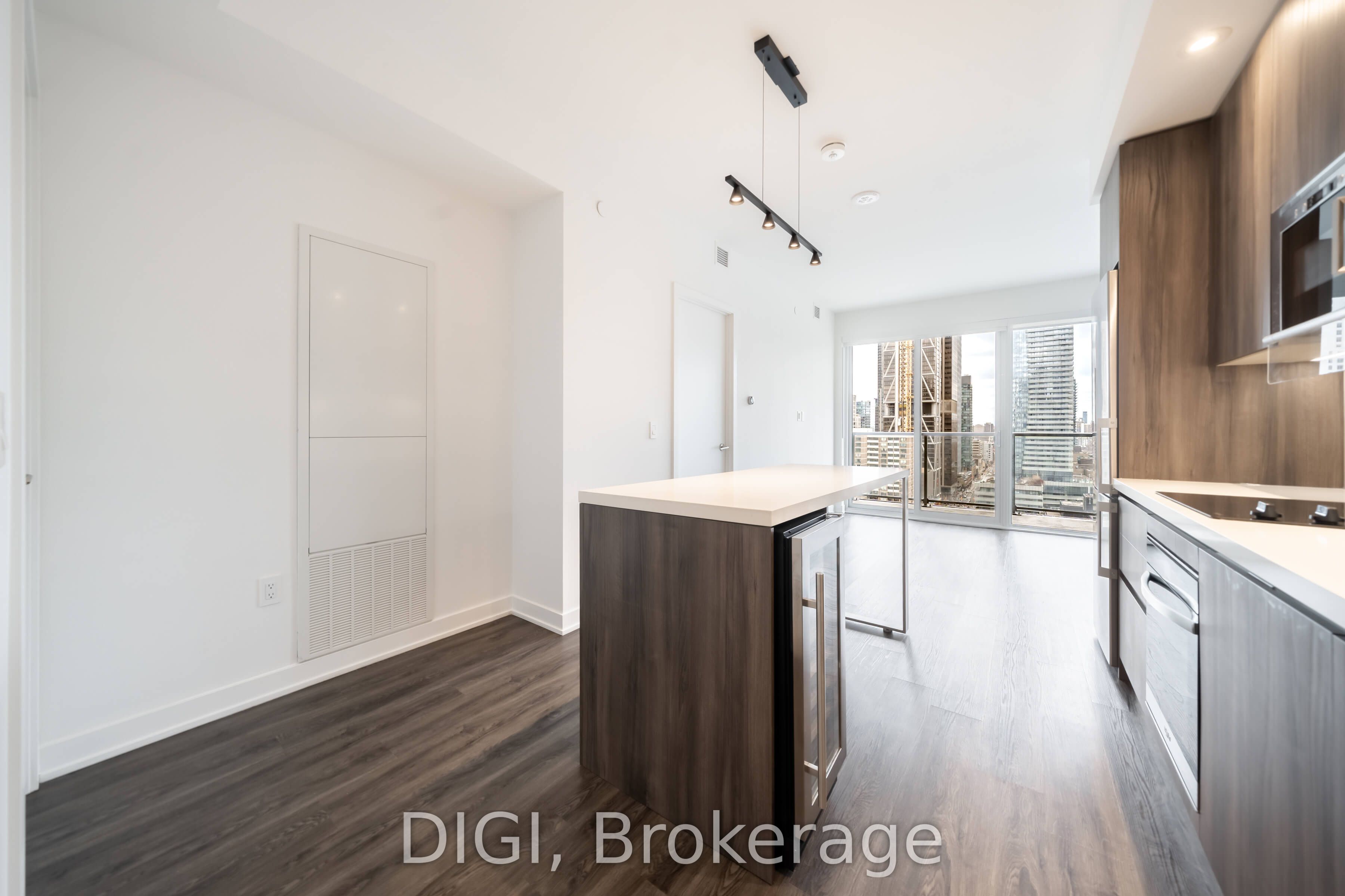 8 Gloucester Street 1205, Toronto, ON M4Y 0H8 photo 2