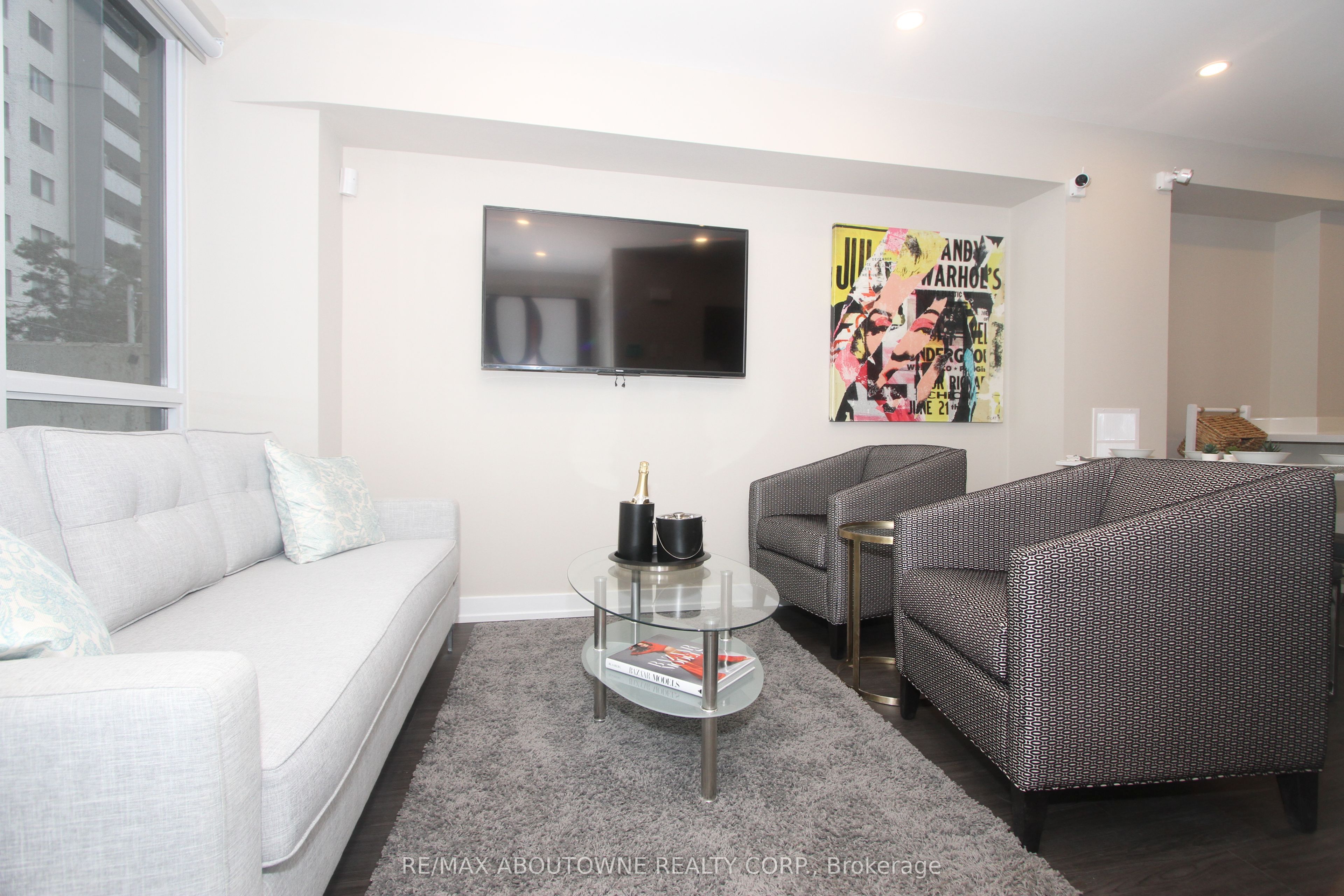 280 Bleecker Street, Toronto, ON M4X 1M1 photo 4