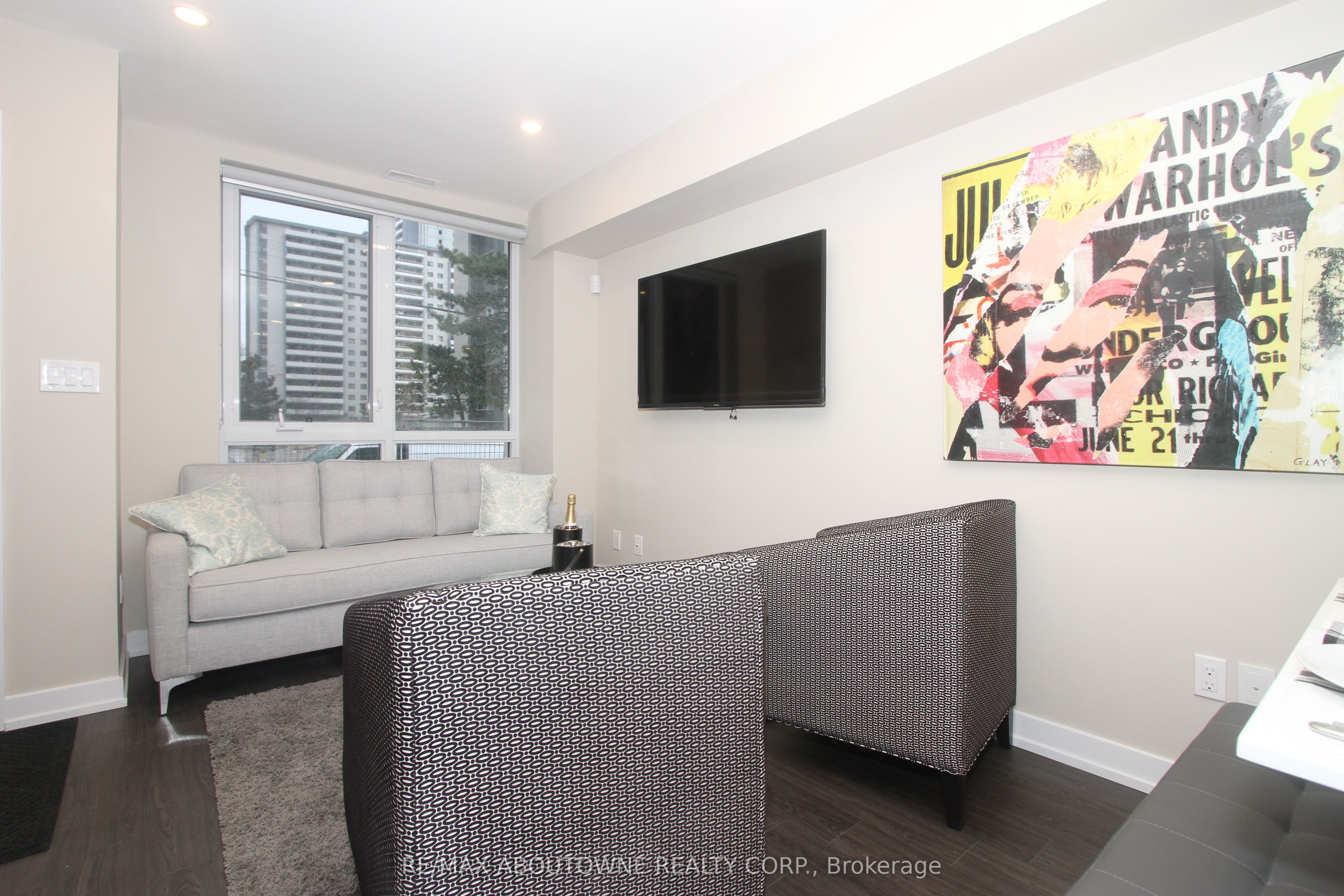 280 Bleecker Street, Toronto, ON M4X 1M1 photo 5