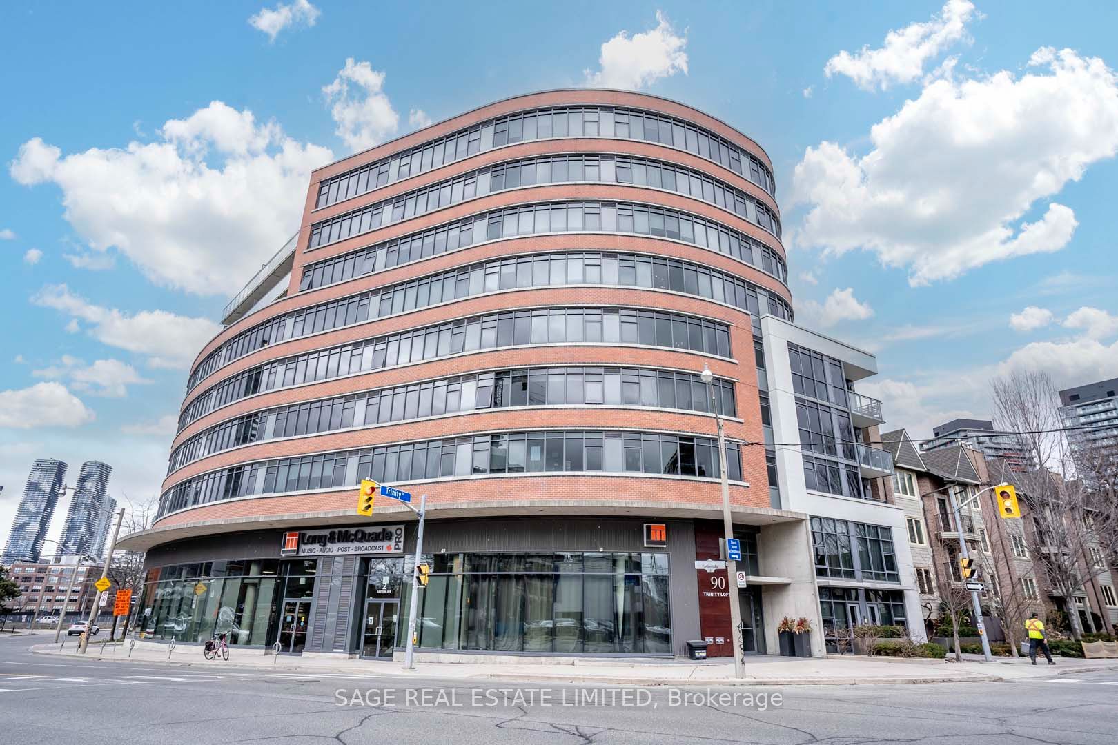 90 Trinity Street 305, Toronto, ON M5A 0E4