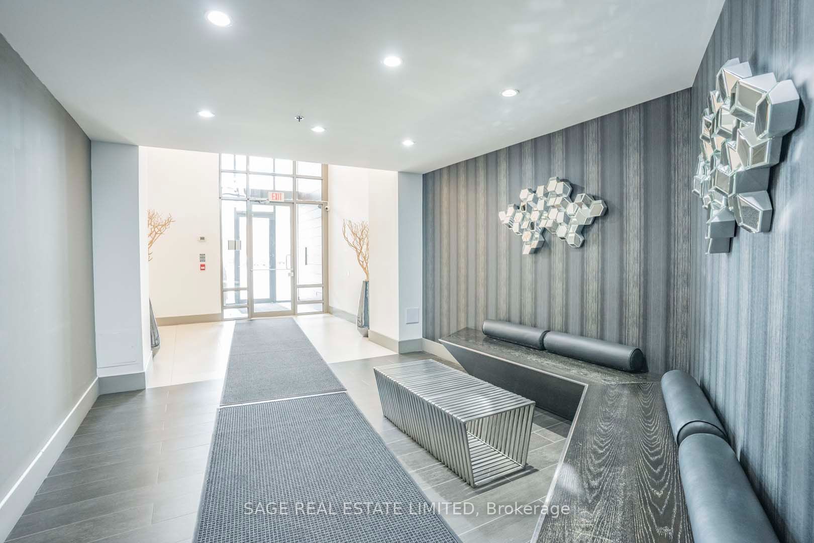 90 Trinity Street 305, Toronto, ON M5A 0E4 photo 3