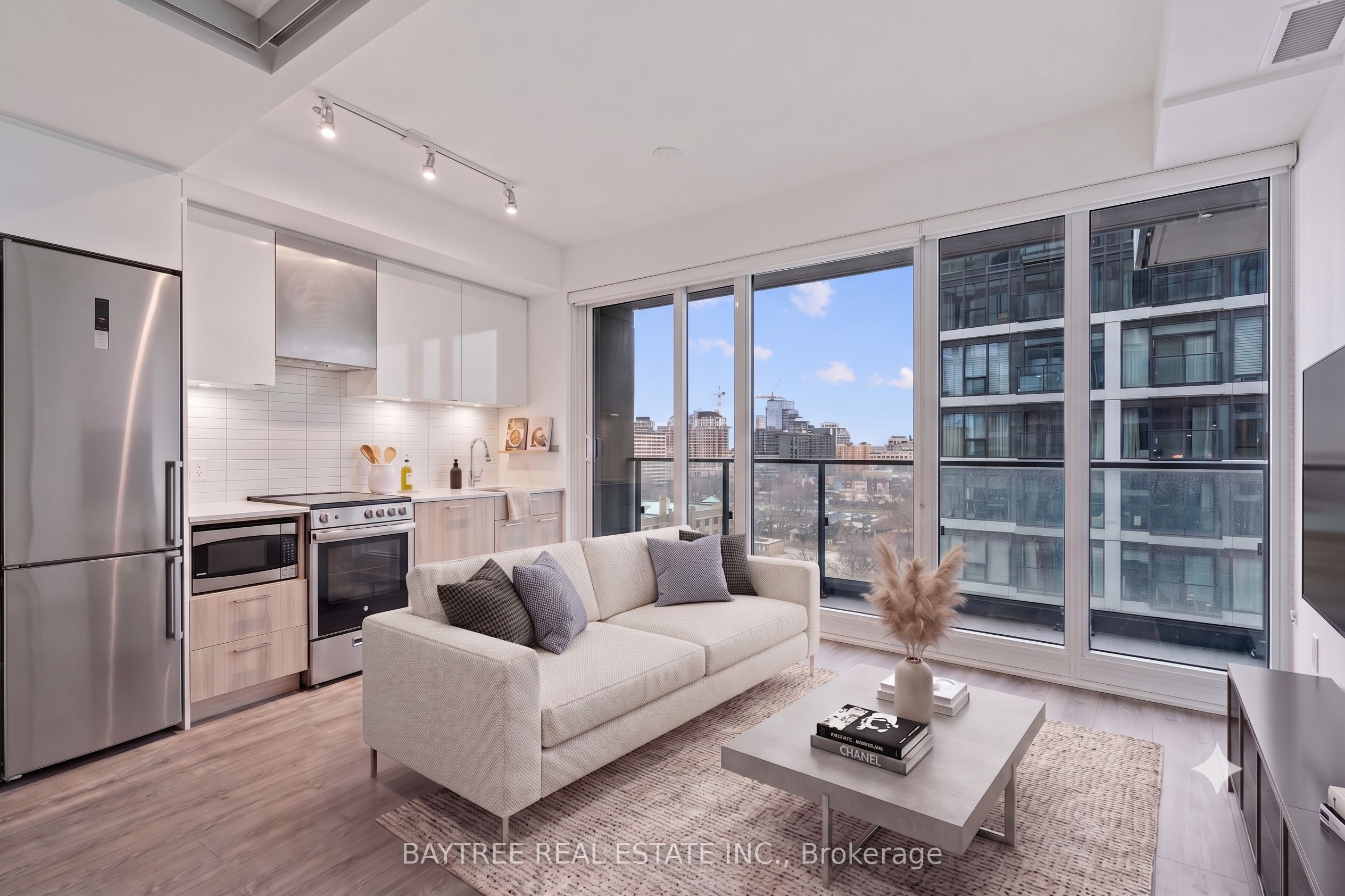 251 Jarvis Street 1121, Toronto, ON M5B 0C3 photo 2