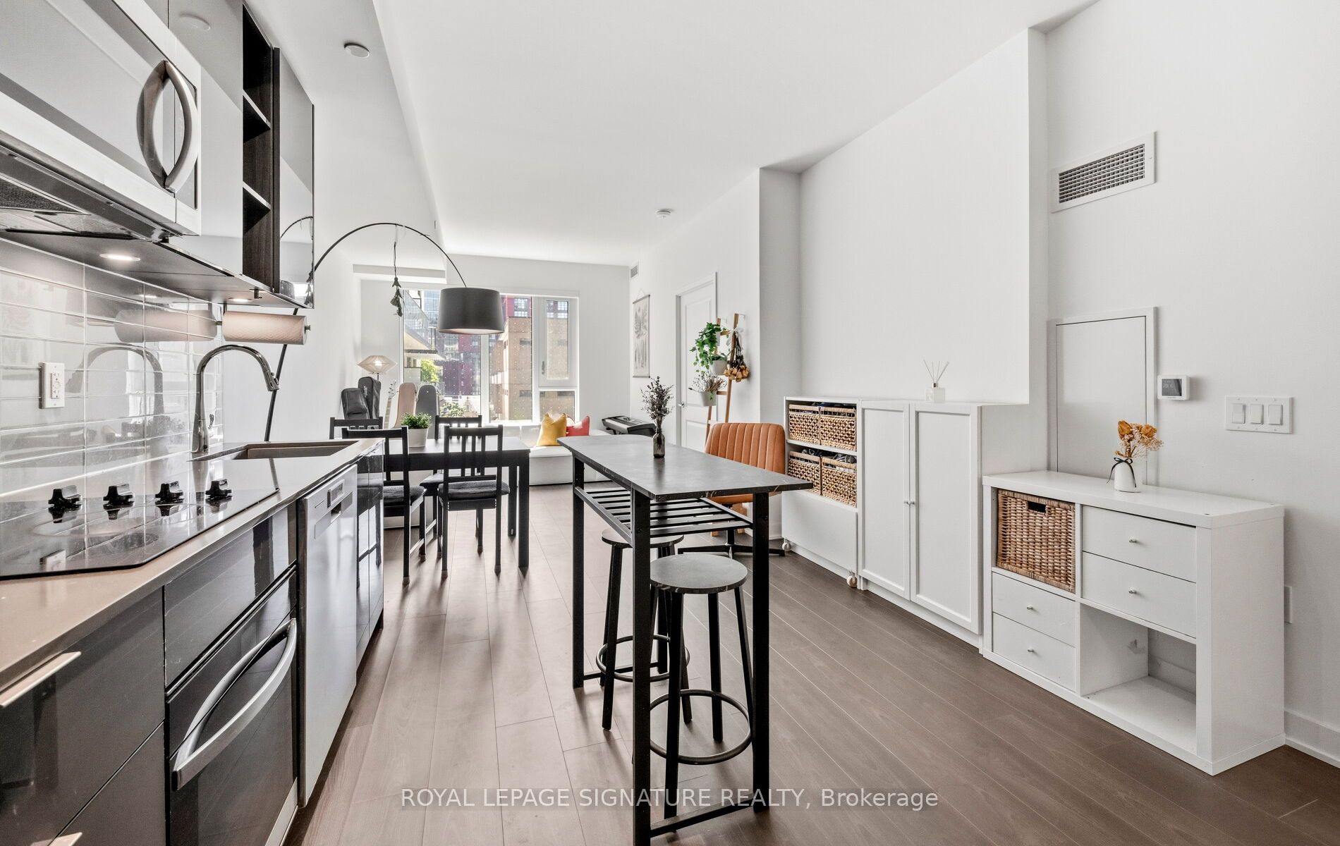 543 Richmond Street W 427, Toronto, ON M5V 0W9 photo 2