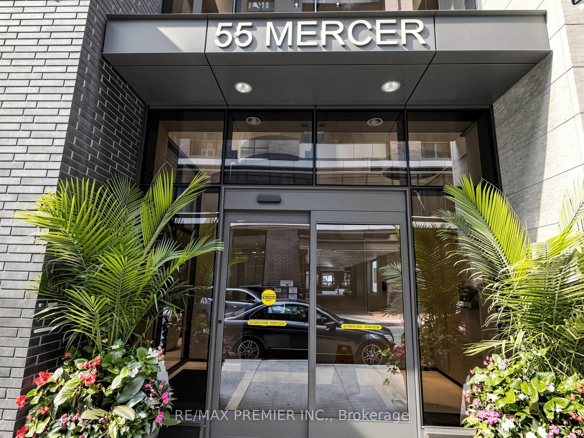 55 Mercer Street 1007, Toronto, ON M5V 0W4 photo 5
