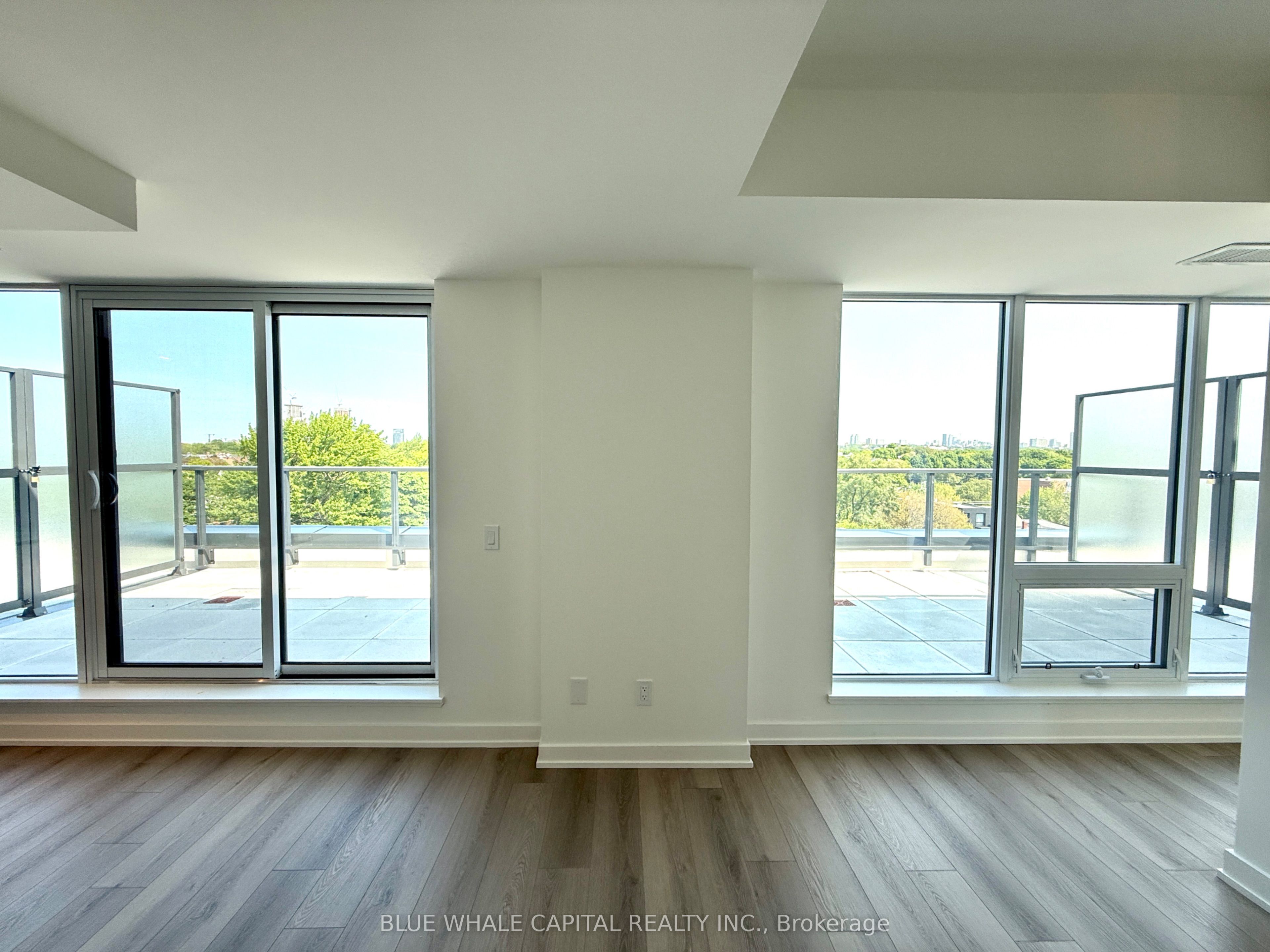 5 Lakeview Avenue 610, Toronto, ON M6J 0H3 photo 2