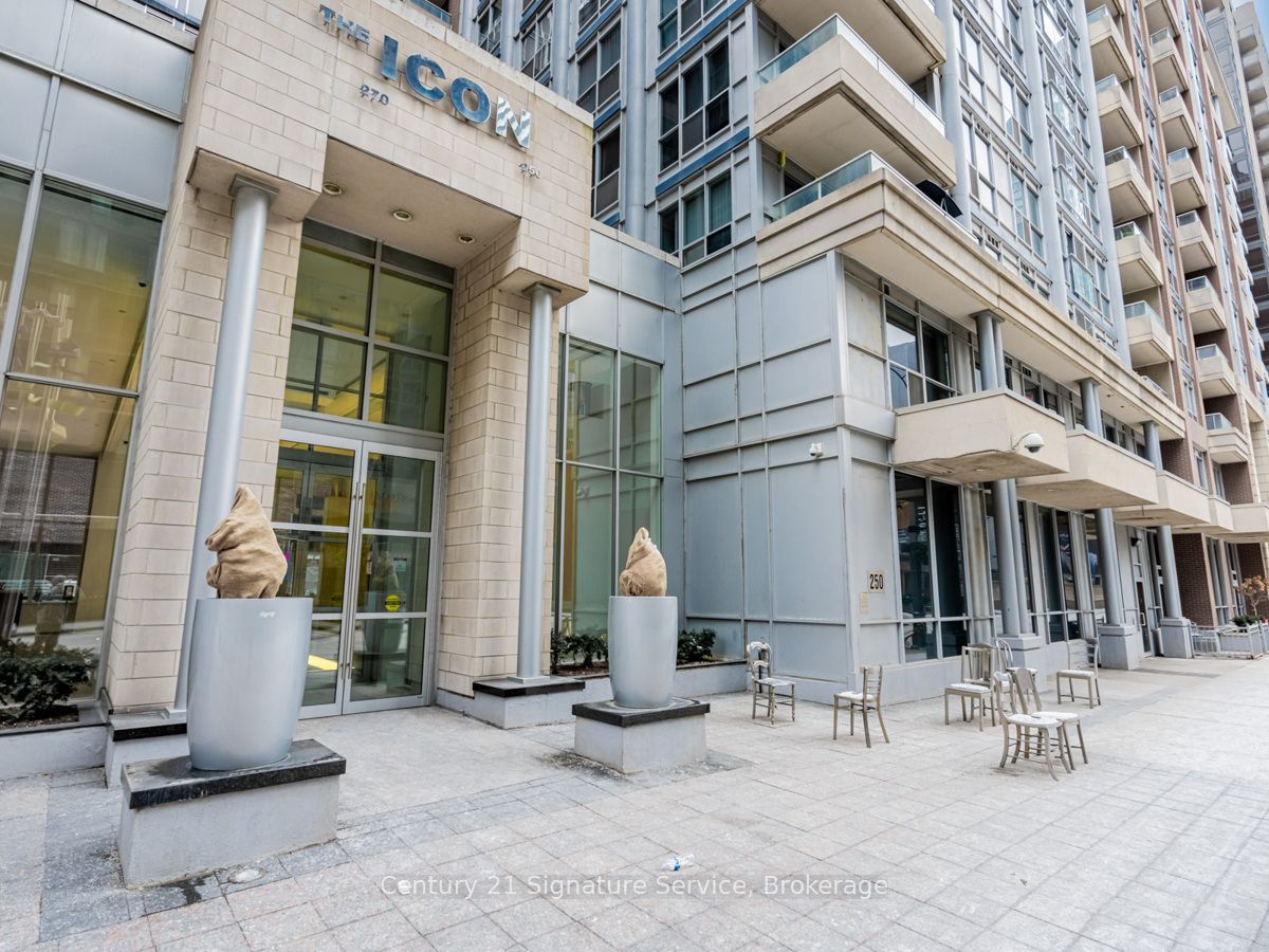 250 Wellington Street W PH36, Toronto, ON M5V 3P6 photo 2