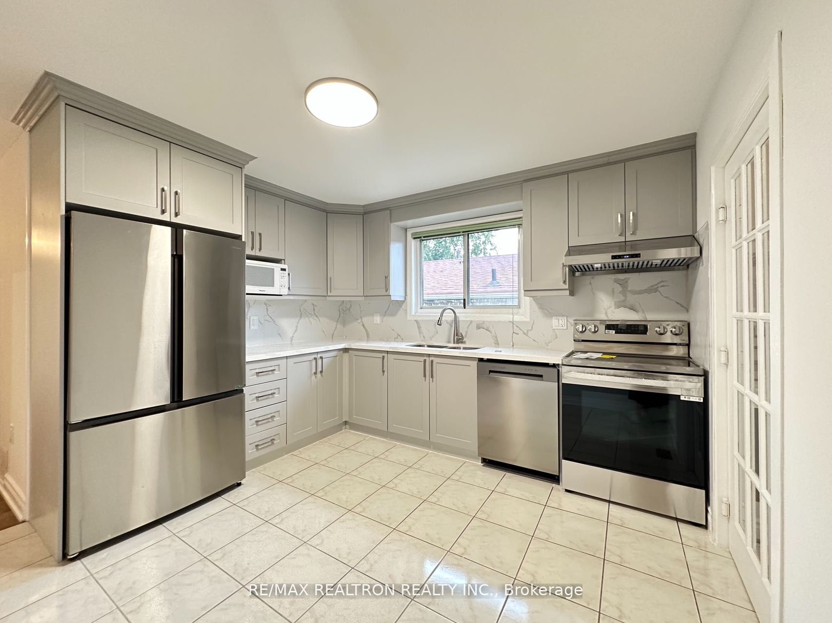 129 Sexton Crescent Main, Toronto, ON M2H 2L7 photo 5