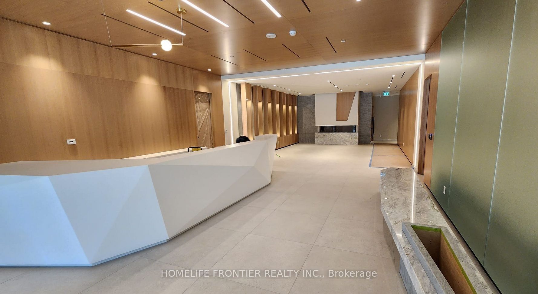 5 Defries Street 305, Toronto, ON M5A 3R4 photo 2