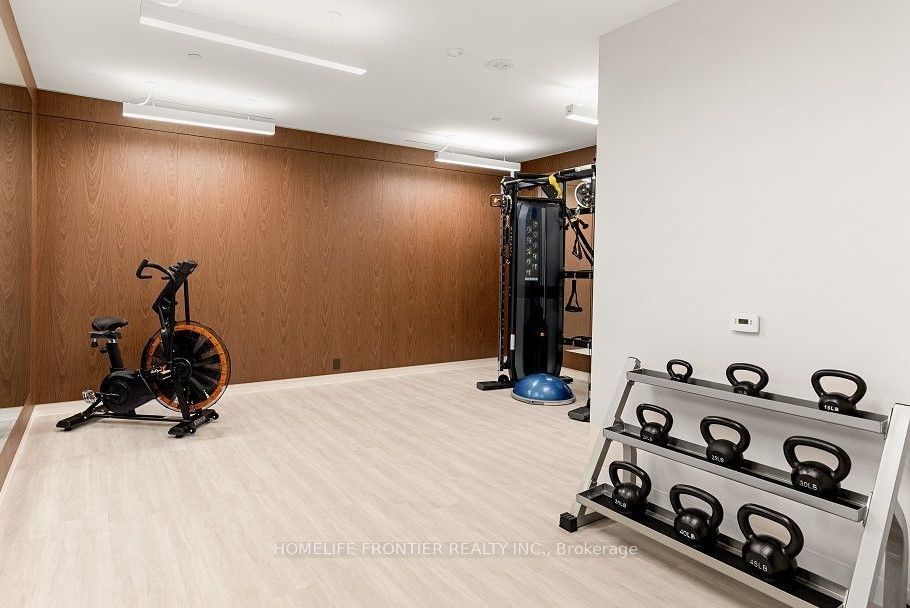 5 Defries Street 305, Toronto, ON M5A 3R4 photo 3