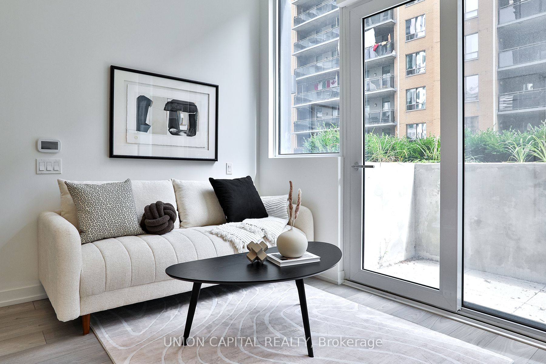 82 Dalhousie Street 501, Toronto, ON M5B 0C5 photo 4
