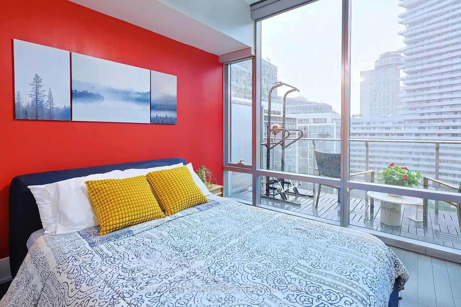 39 Queens Quay E 1036, Toronto, ON M5E 0A5 photo 4