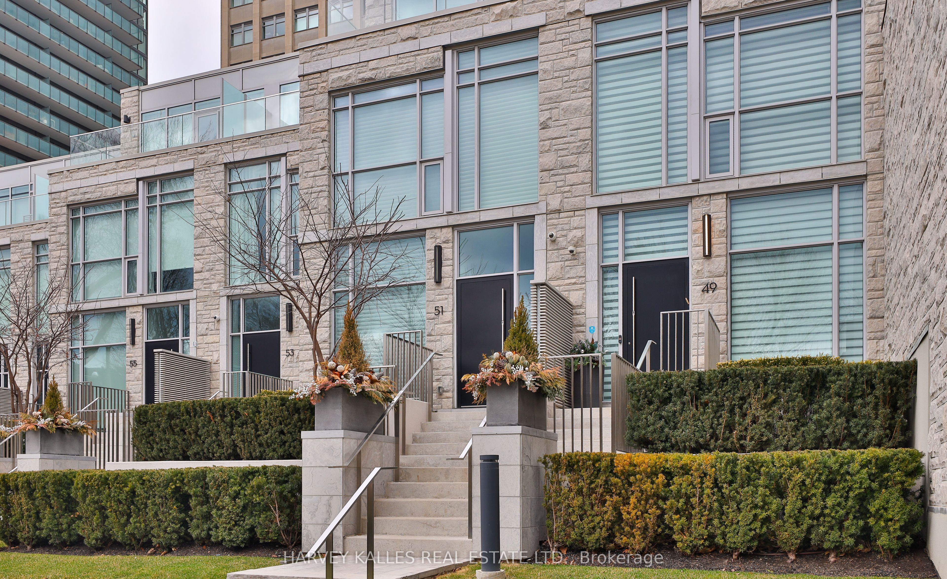 49 Foxbar Road, Toronto, ON M4V 2G5 photo 2