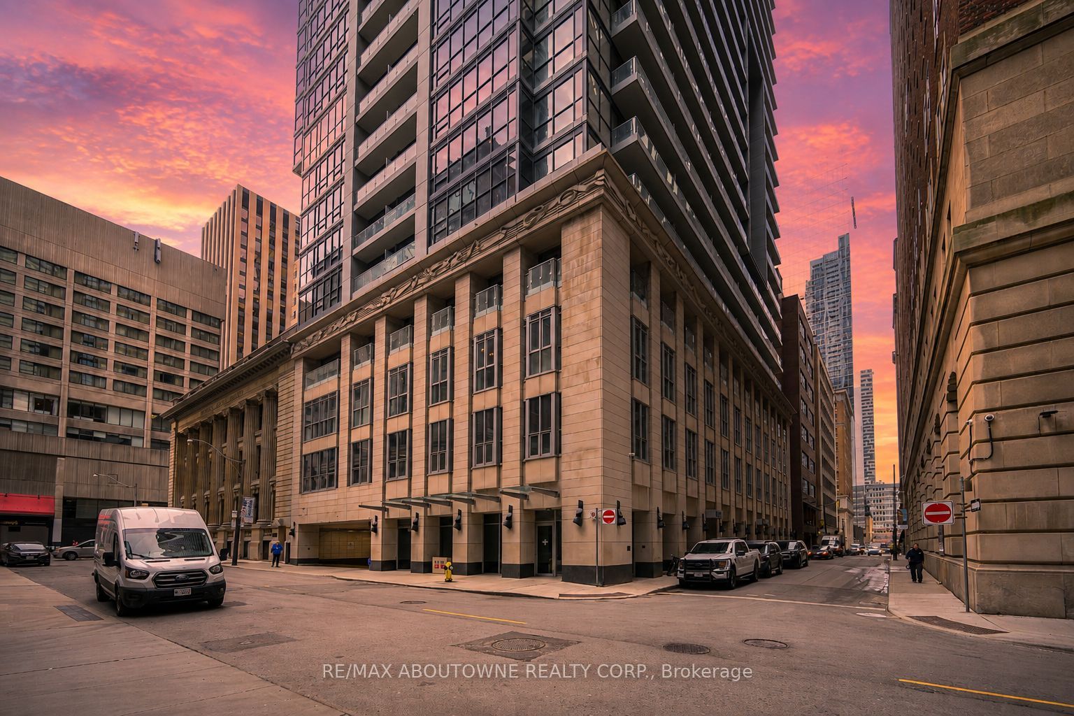 70 Temperance Street 315, Toronto, ON M5H 4E8