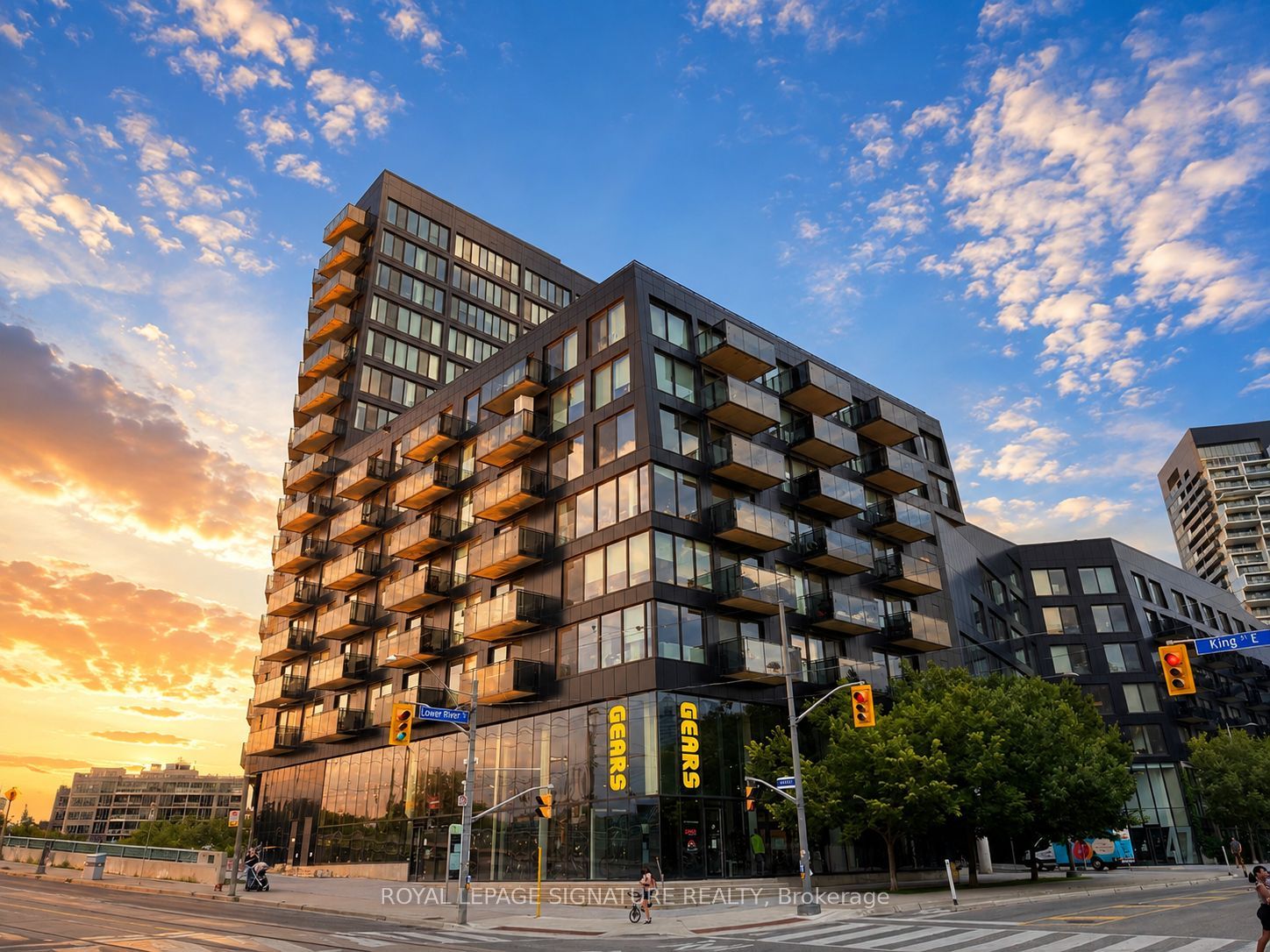 51 Trolley Crescent 1402, Toronto, ON M5A 0E9