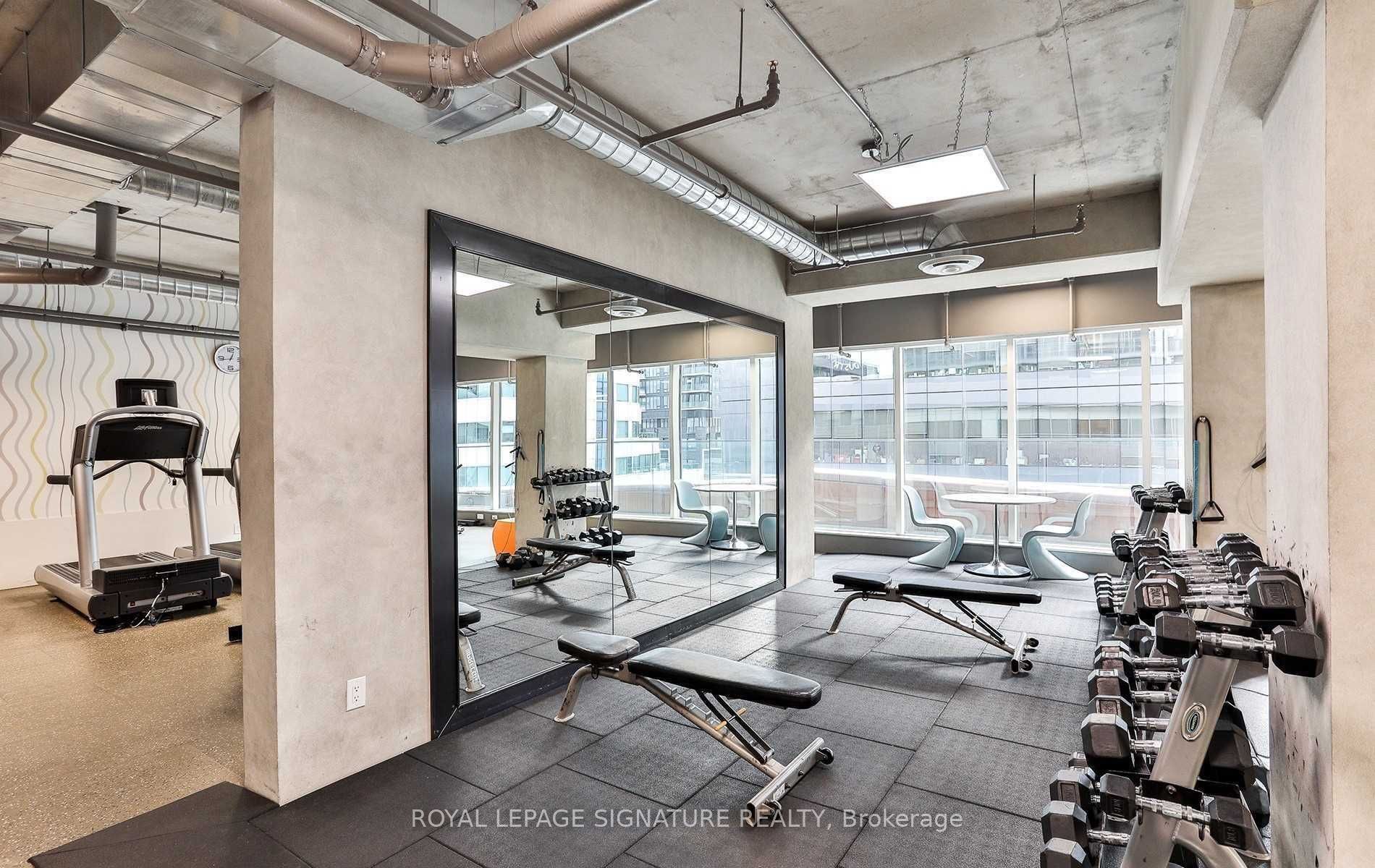 21 Widmer Street 1901, Toronto, ON M5V 2E8 photo 3