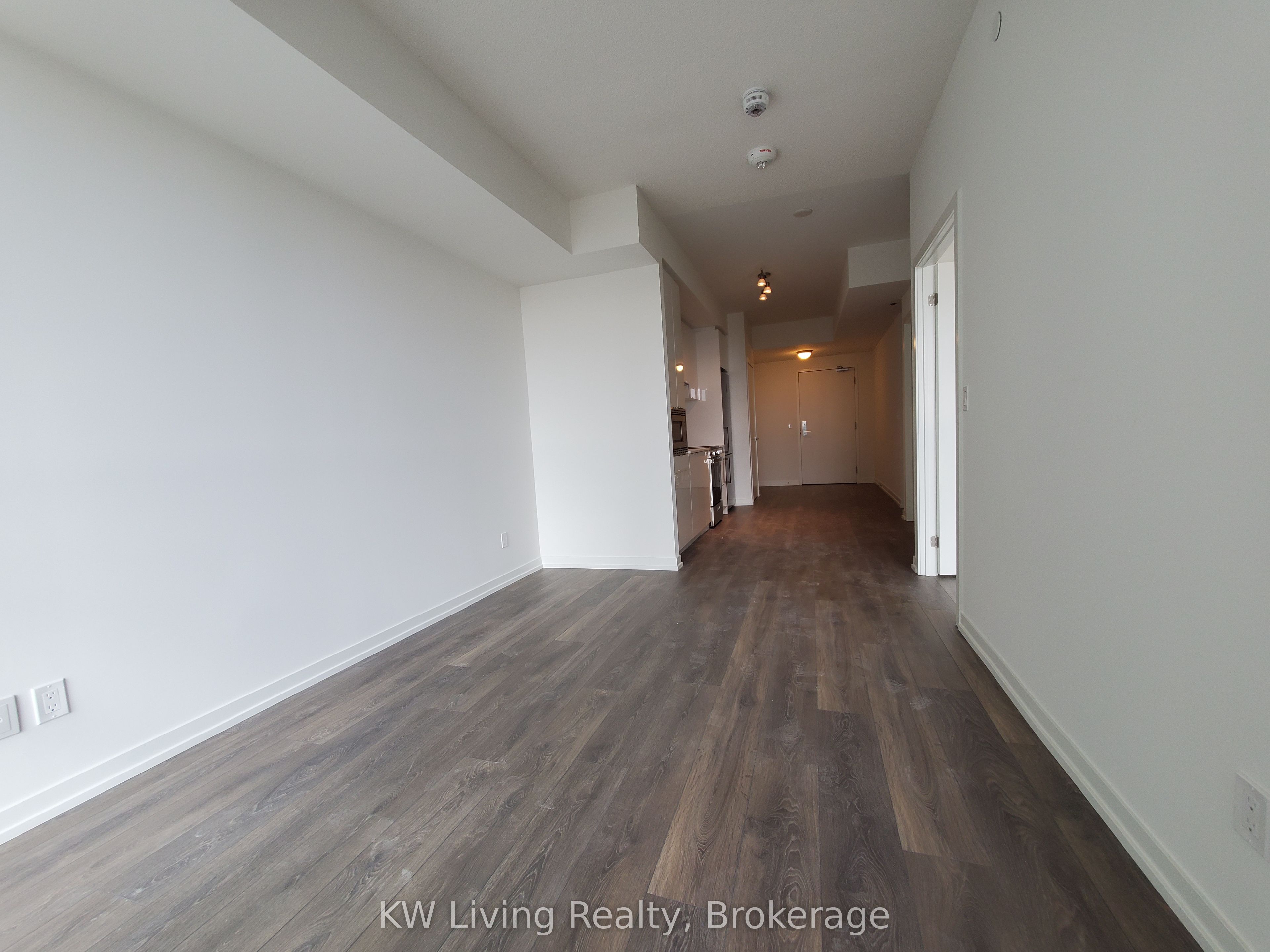 49 East Liberty Street 1105, Toronto, ON M6K 3P8 photo 2
