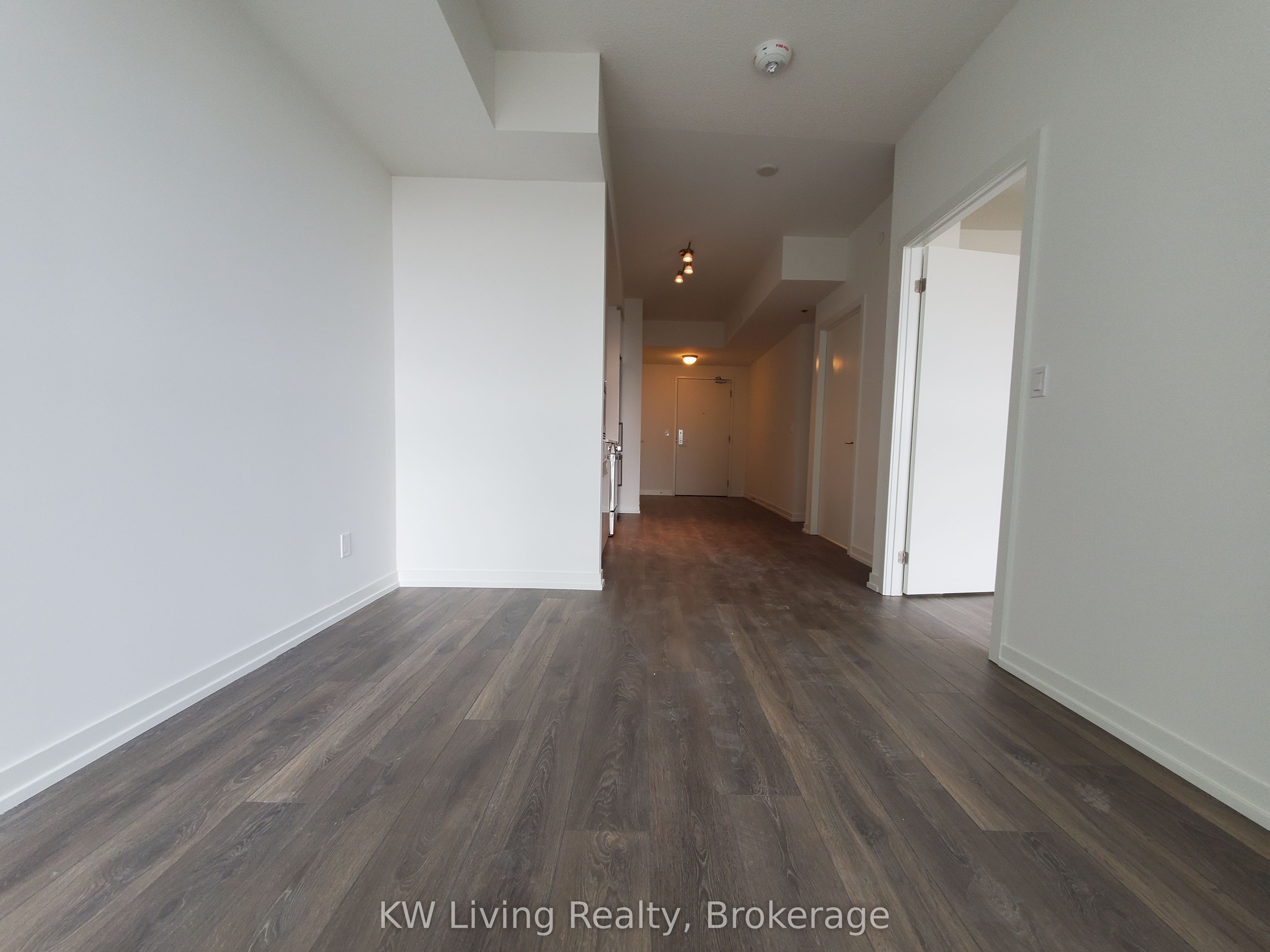 49 East Liberty Street 1105, Toronto, ON M6K 3P8 photo 3