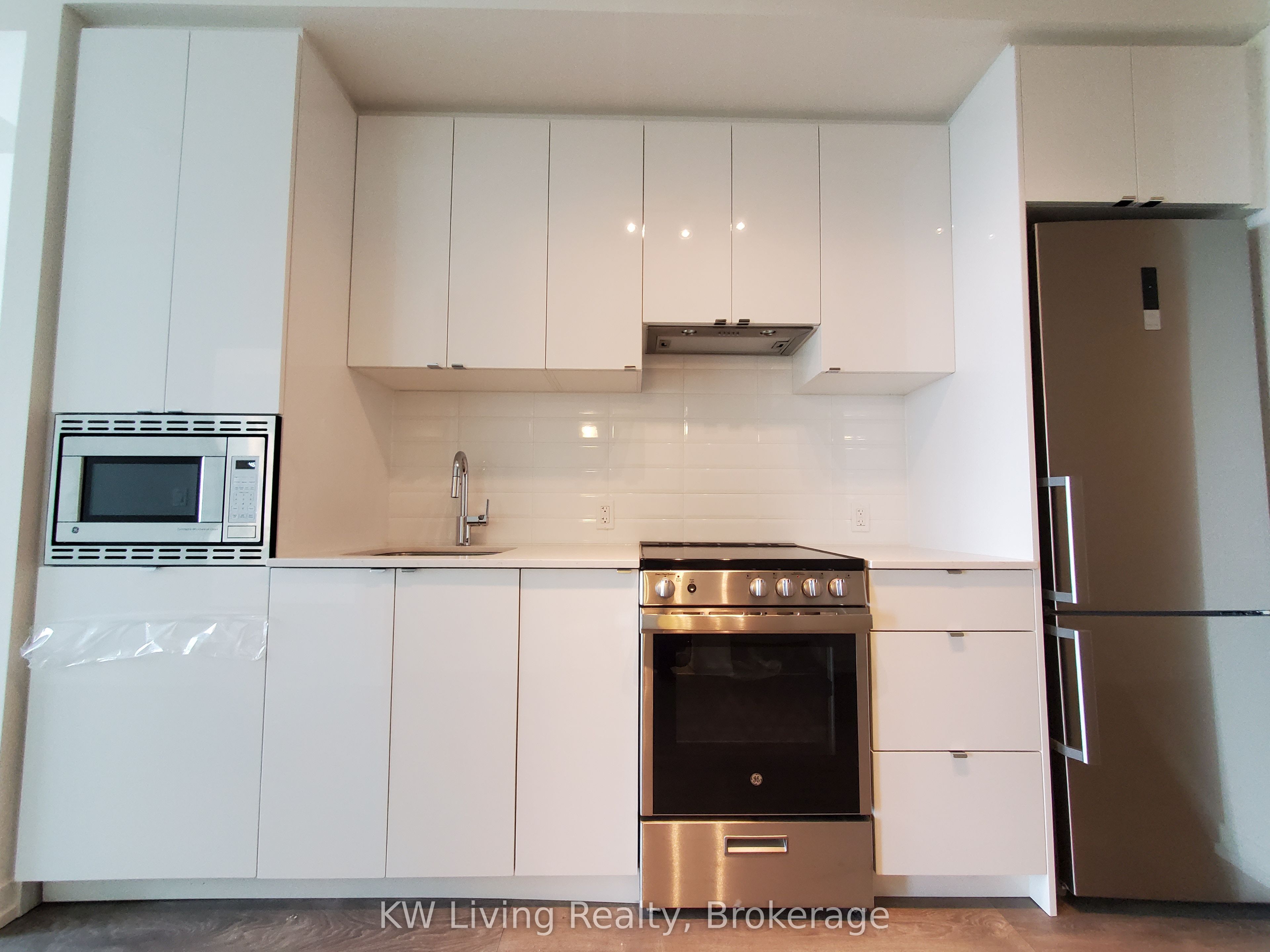 49 East Liberty Street 1105, Toronto, ON M6K 3P8 photo 4