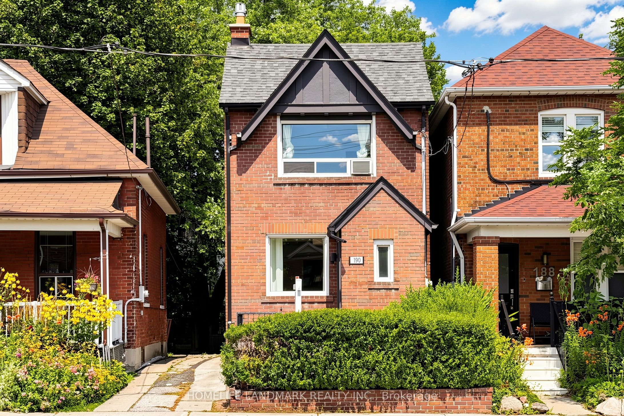 190 Lawrence Avenue W, Toronto, ON M5M 1A8