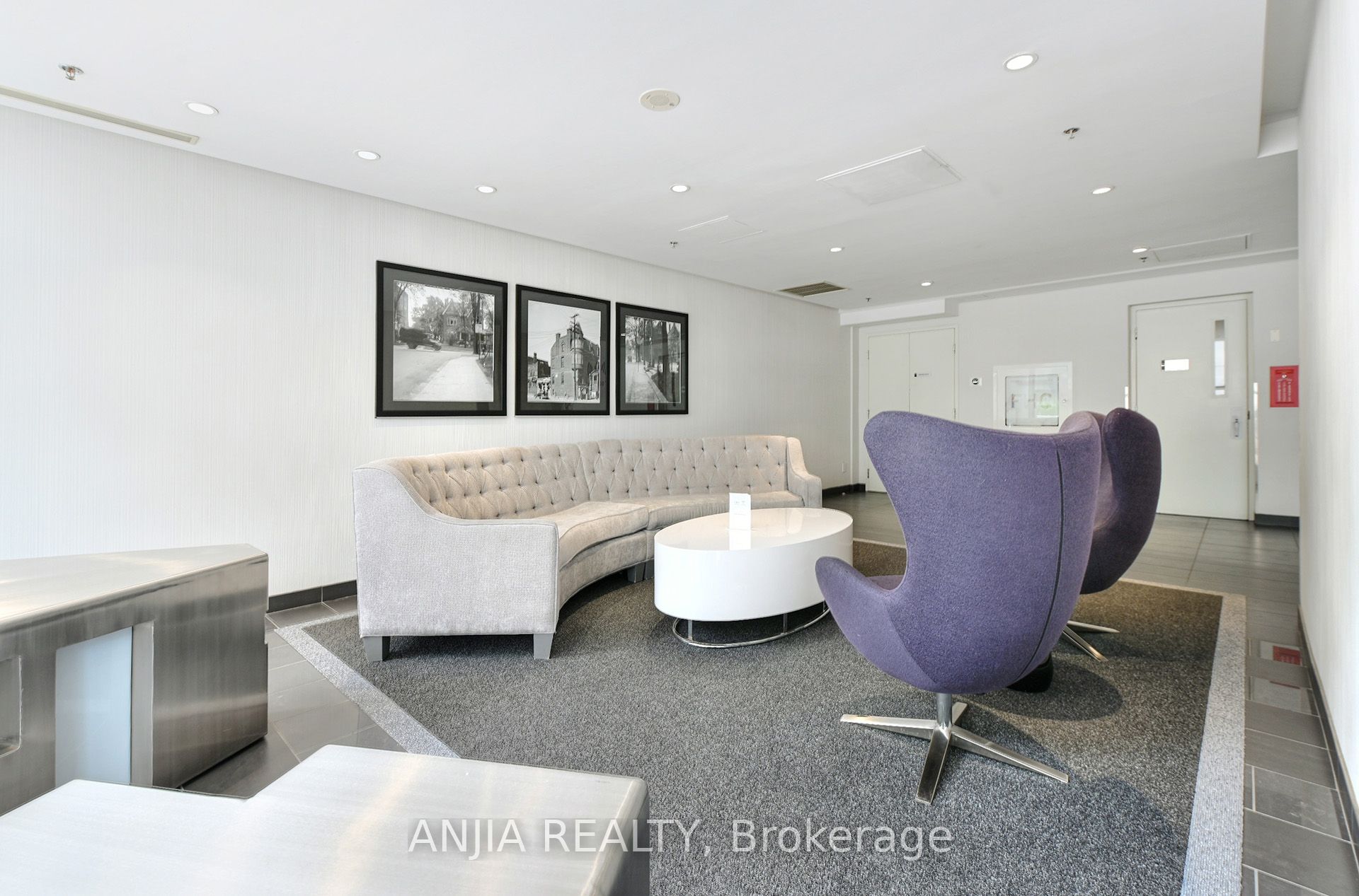 281 Mutual Street 1001, Toronto, ON M4Y 3C4 photo 3