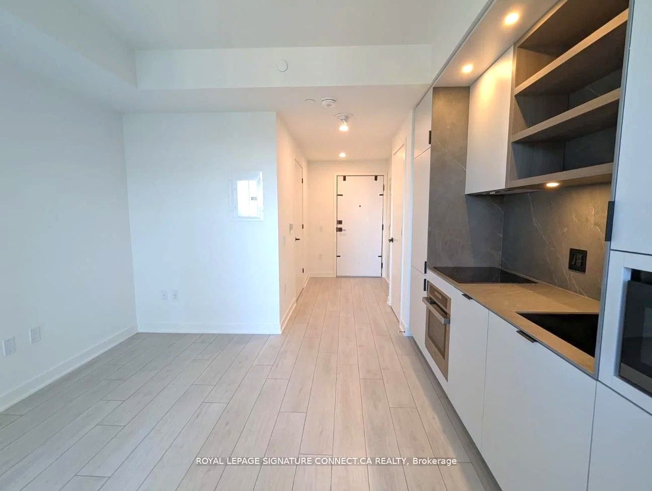 55 Charles Street E 1411, Toronto, ON M4Y 0J1 photo 3