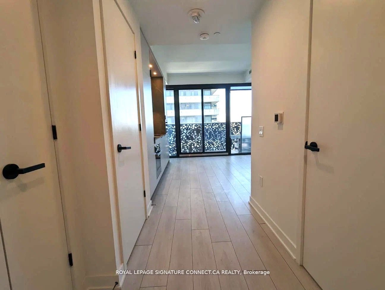 55 Charles Street E 1411, Toronto, ON M4Y 0J1 photo 4