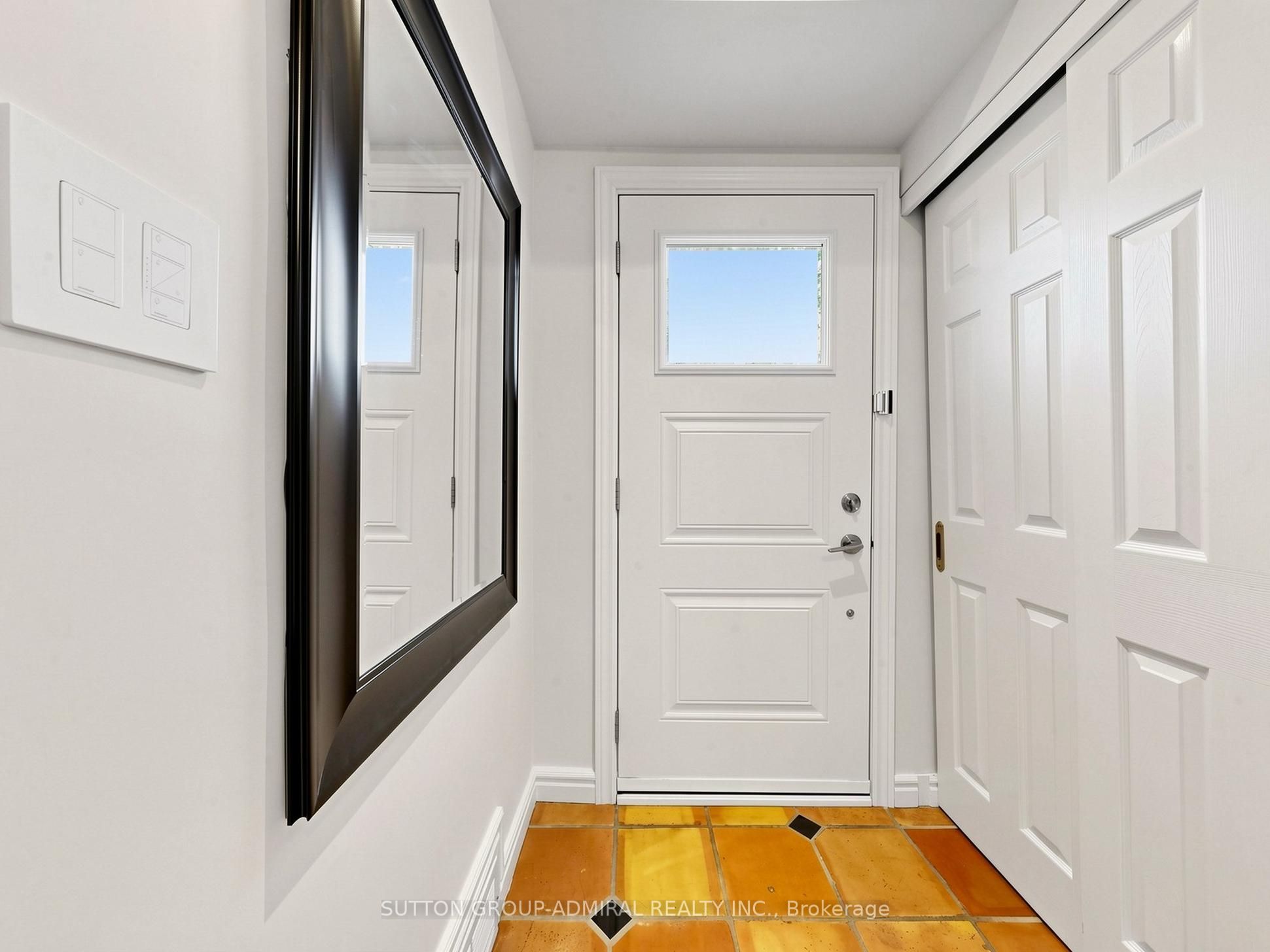 11 Marchwood Drive, Toronto, ON M3H 1J7 photo 4