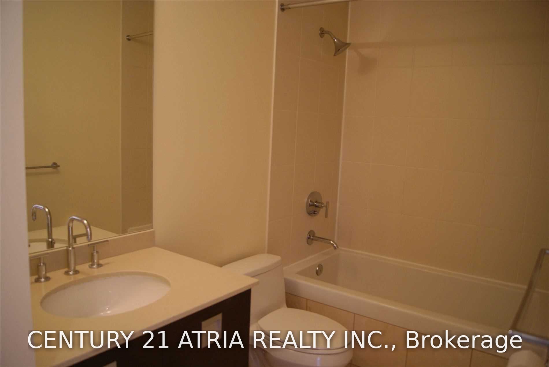 33 Charles Street E 1304, Toronto, ON M4Y 0A2 photo 3