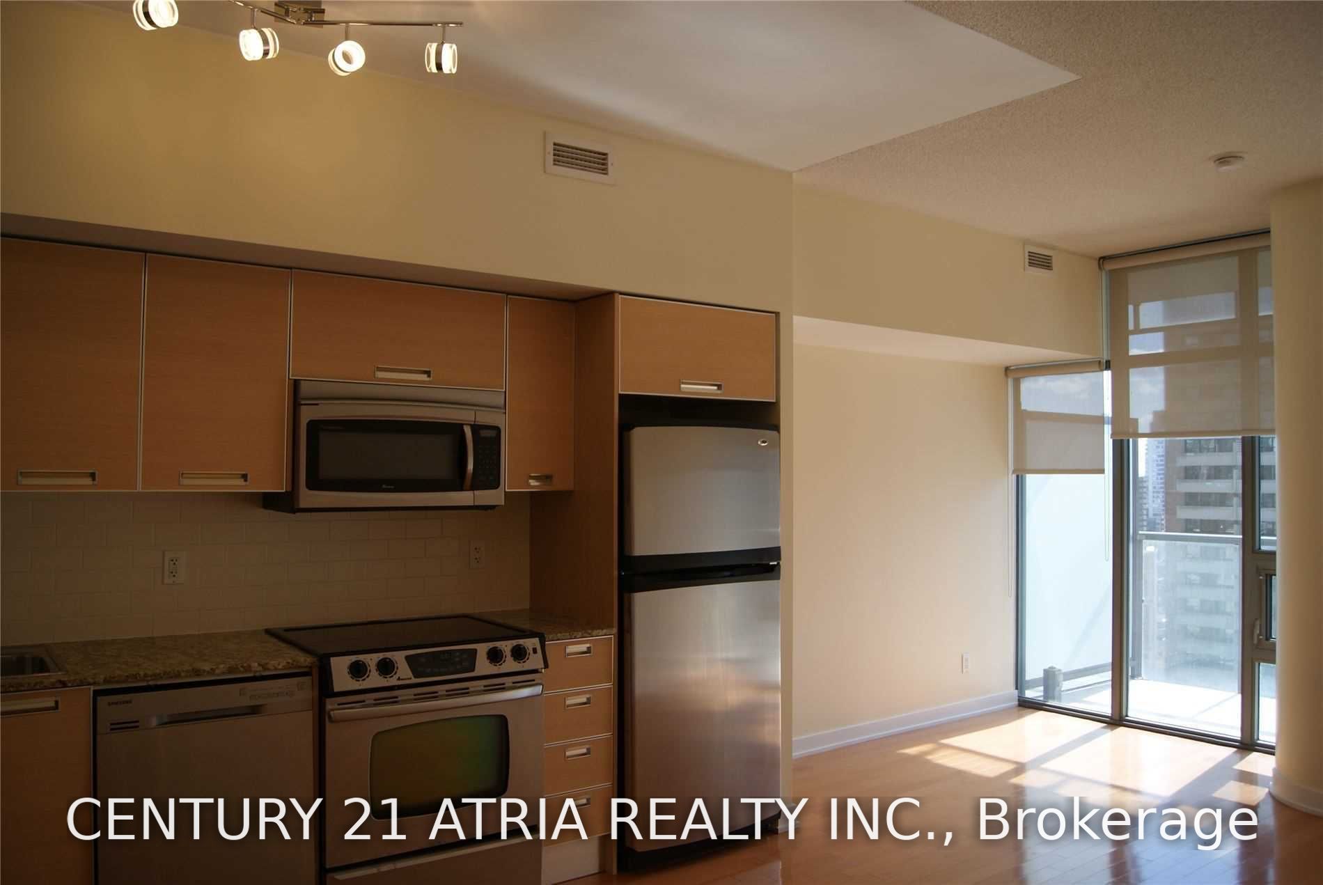 33 Charles Street E 1304, Toronto, ON M4Y 0A2 photo 5