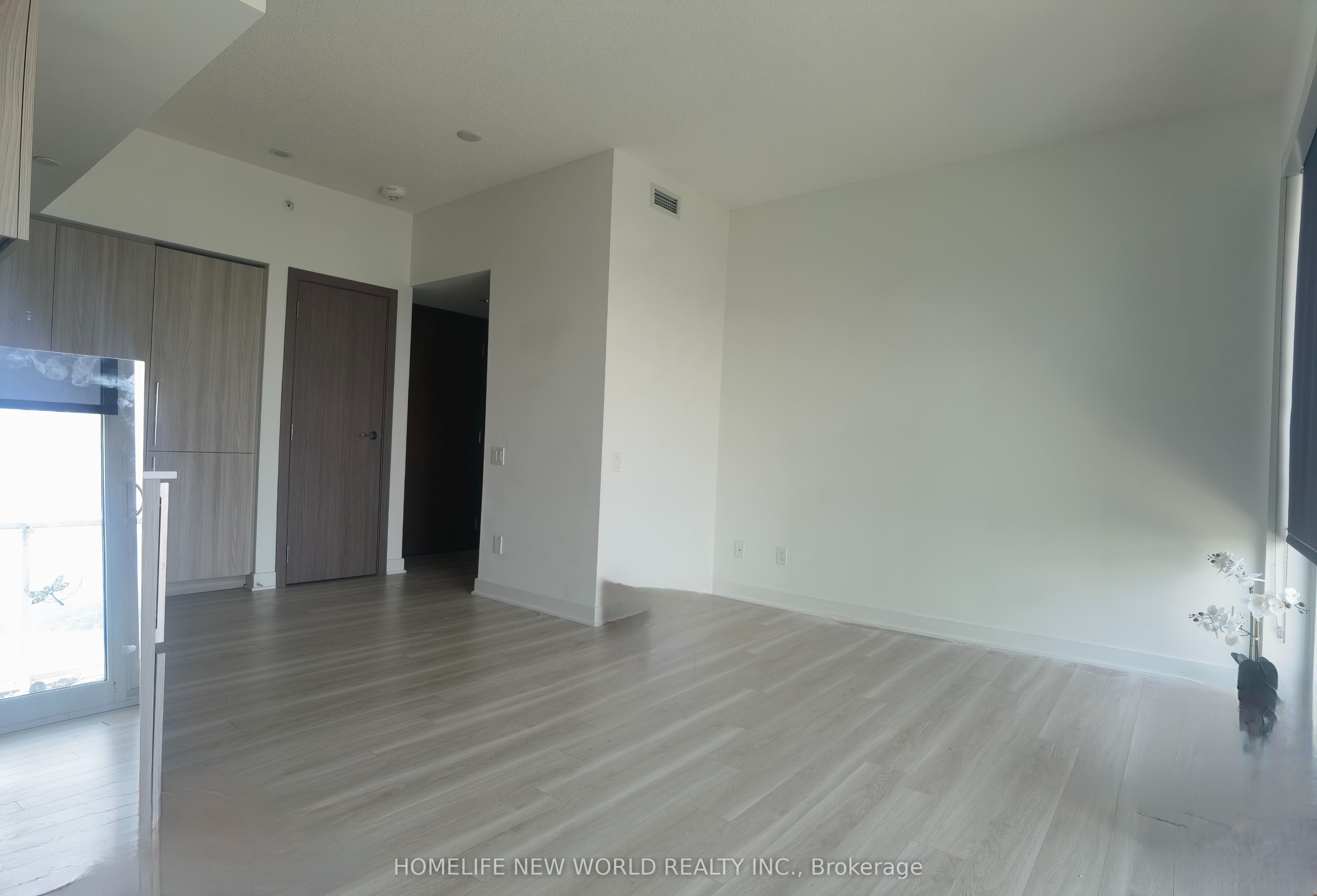 17 Bathurst Street 3002, Toronto, ON M5V 0N1 photo 4