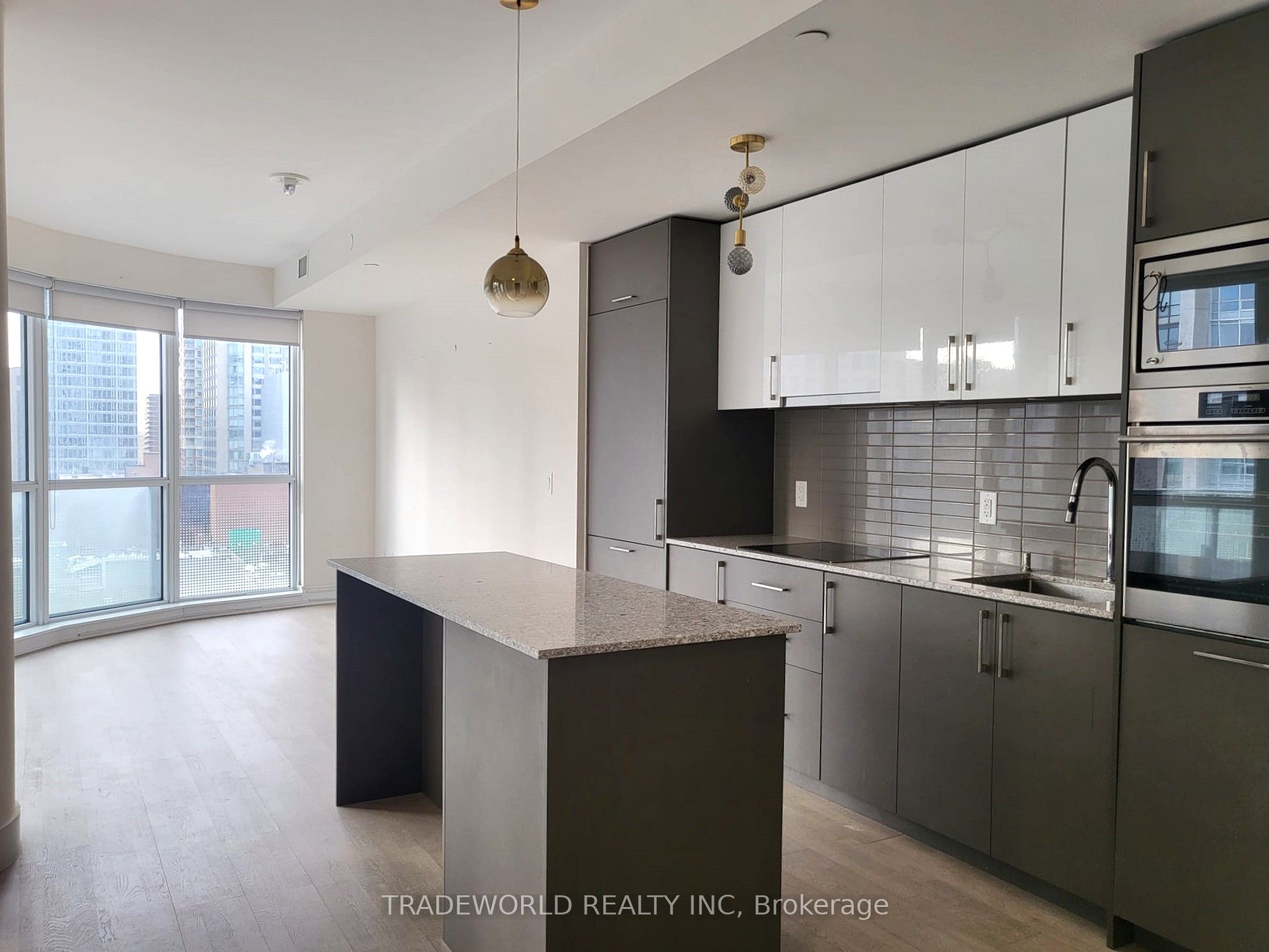 88 Cumberland Street 902, Toronto, ON M5R 0C8 photo 3