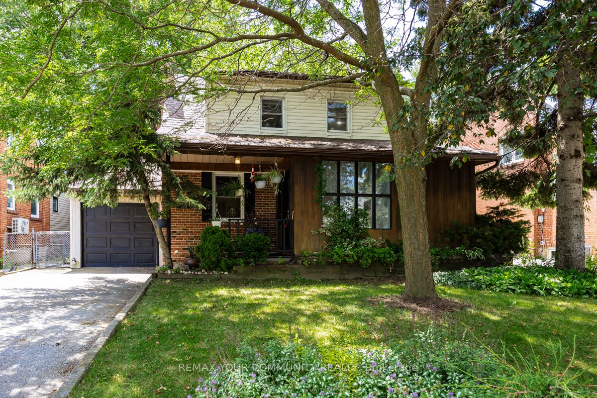 39 Cadillac Avenue, Toronto, ON M3H 1S3