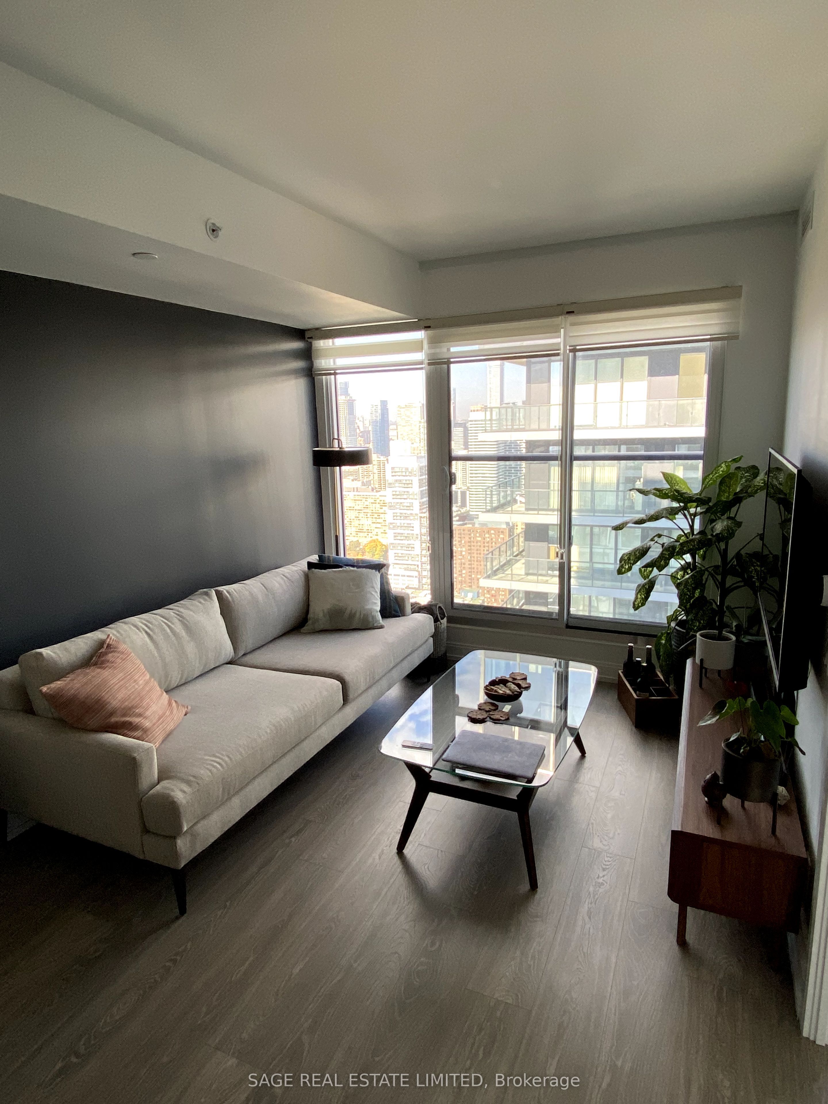 181 Dundas Street E 5512, Toronto, ON M5A 0N5 photo 2