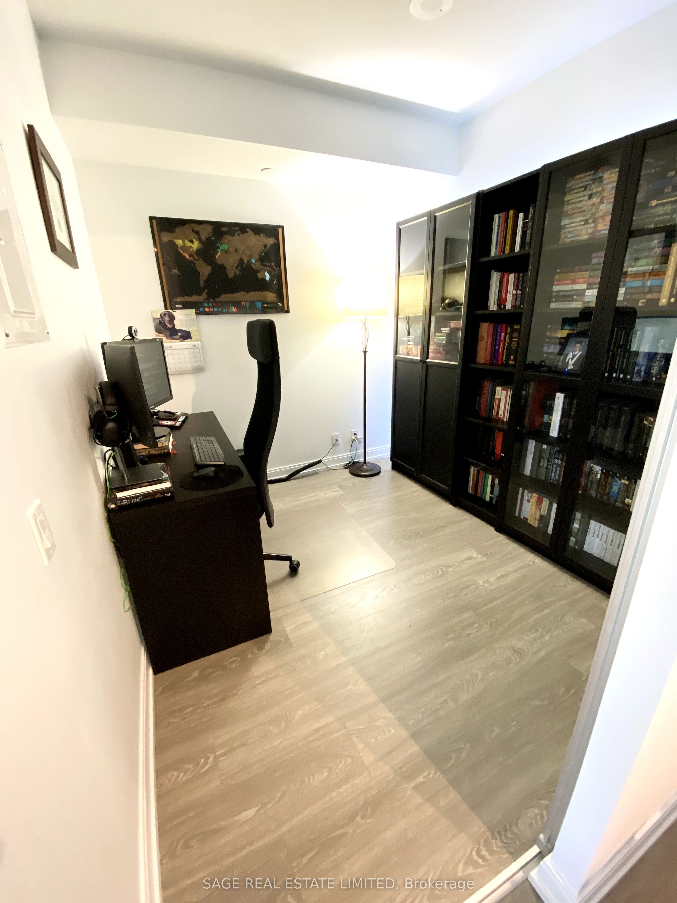 181 Dundas Street E 5512, Toronto, ON M5A 0N5 photo 4